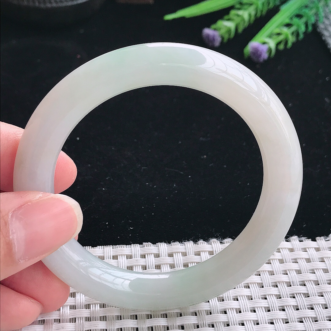 实拍A货翡翠54/10老坑秀气冰润圆条手镯玉镯手环