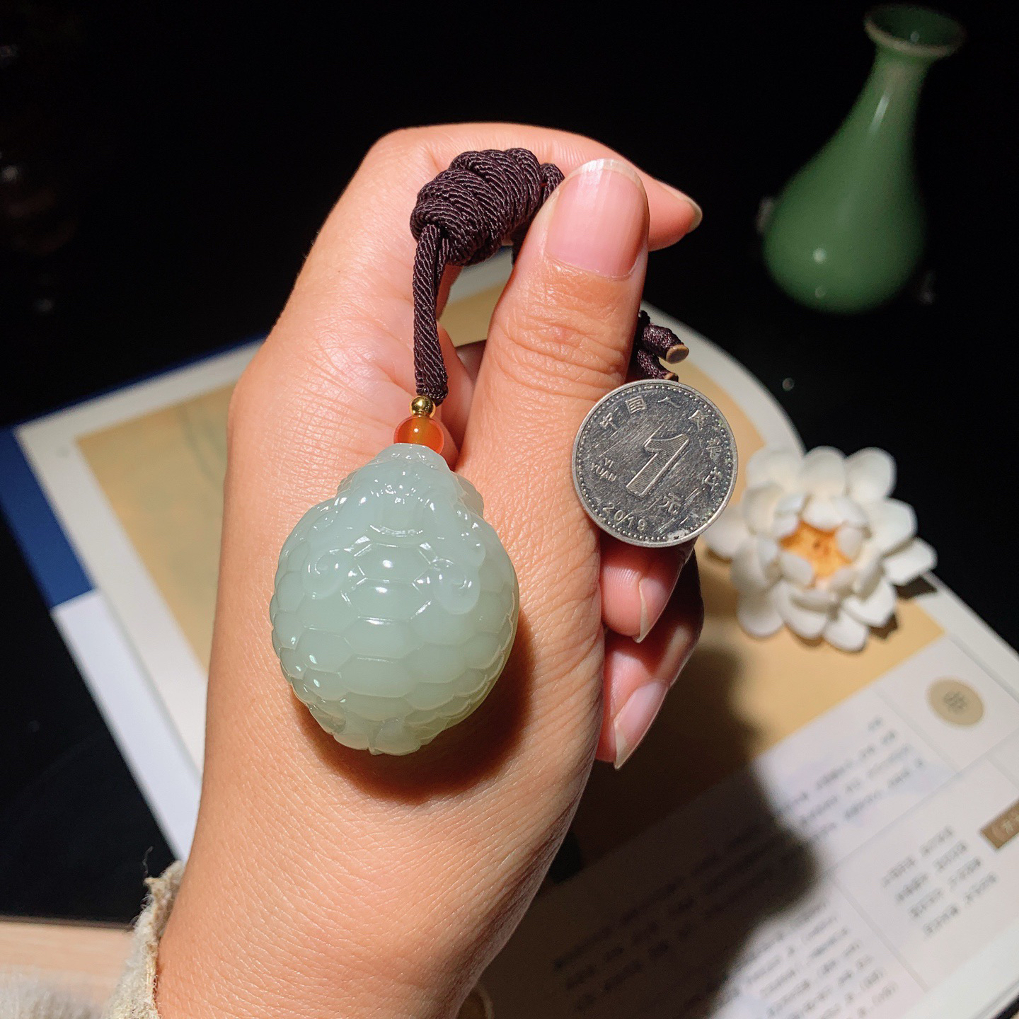 新疆且末料和田玉龙龟挂件 尺寸35/28/20重32克 玉质细腻油润 底色纯净 脂粉好，品质好。lt260323