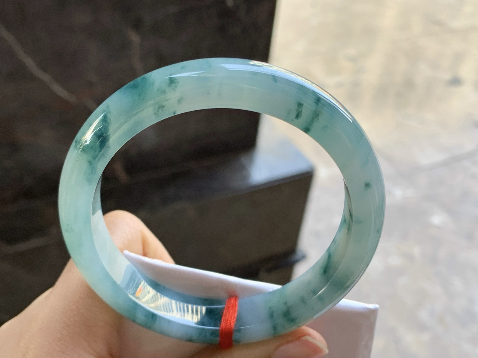 61.5-12.9-8.9

蓝花手镯^_^大圈 飘花灵韵