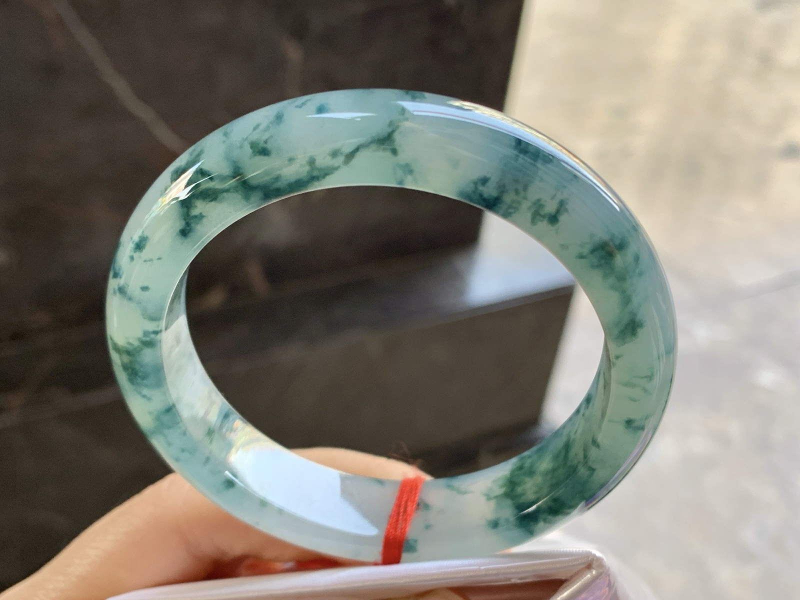 57.5-13.2-8.8

蓝花手镯^_^飘花灵韵