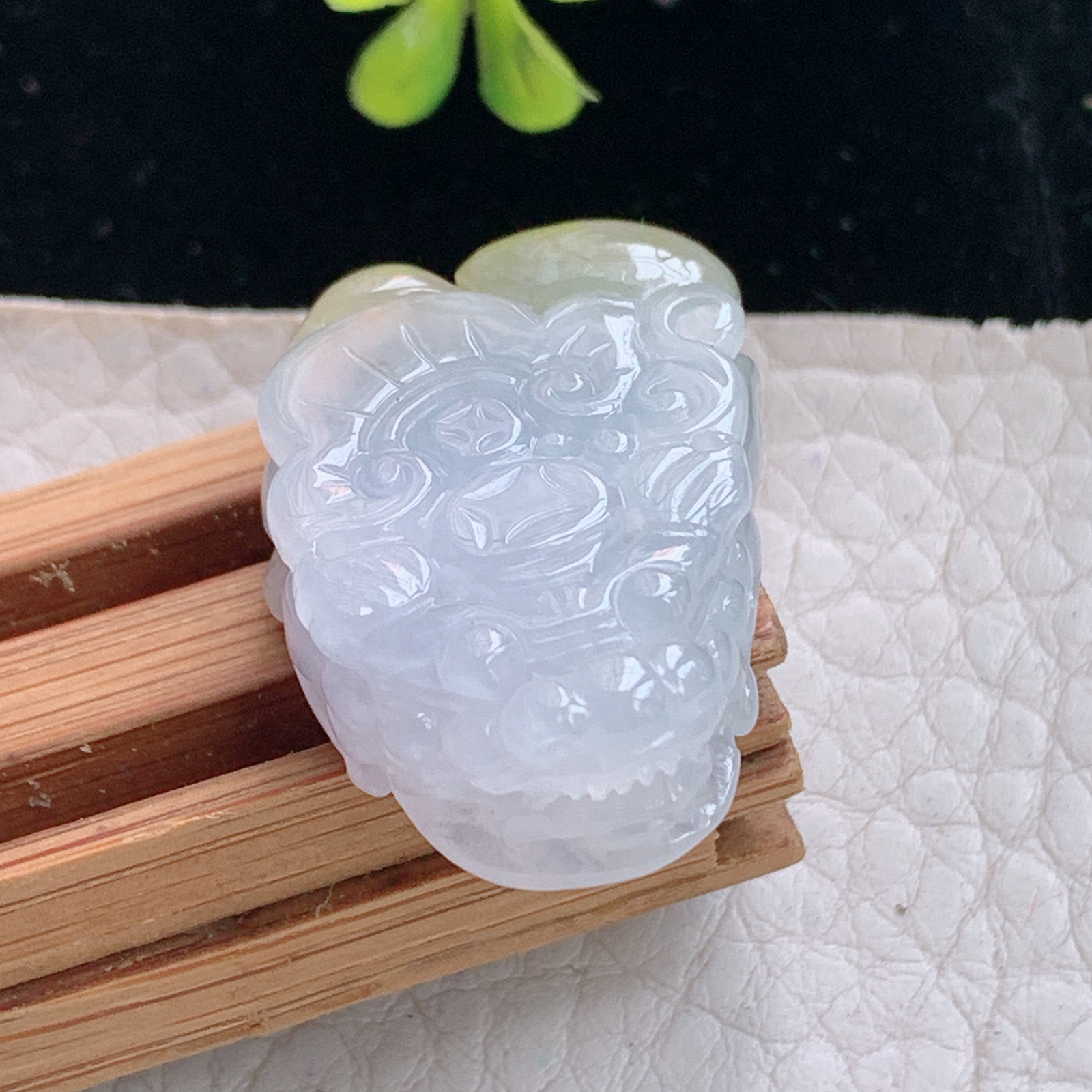 xo实拍29*20*9.8缅甸翡翠a货冰双彩招财貔貅 皮休玉挂件 玉坠