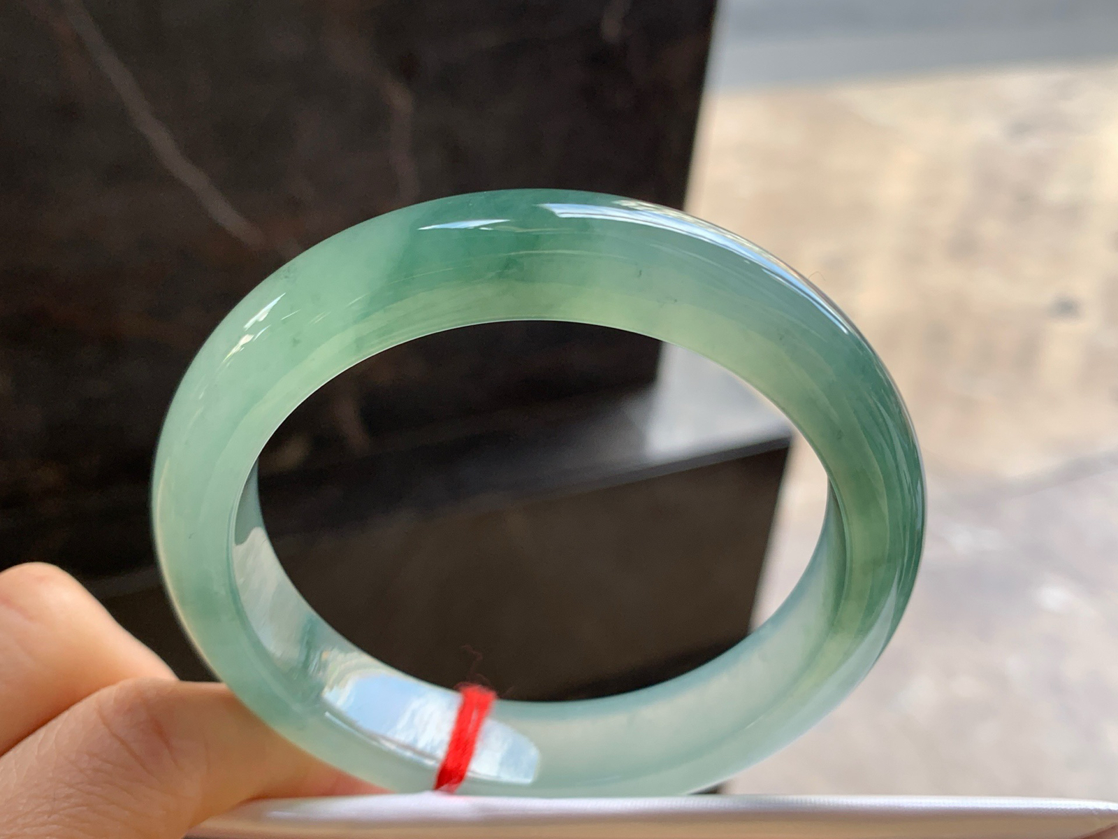 59.5-13-9

飘花手镯^_^种水好 鲜艳