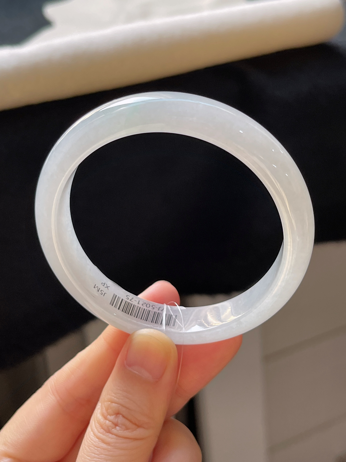 正圈54.5圈口，翡翠冰糯种白色手镯