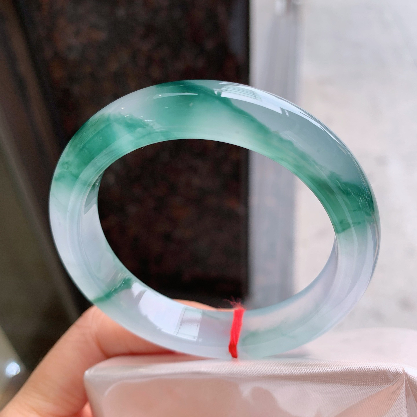 2#正圈高冰飘花 无瑕 尺寸：55/11.7/8.7 ！起荧光