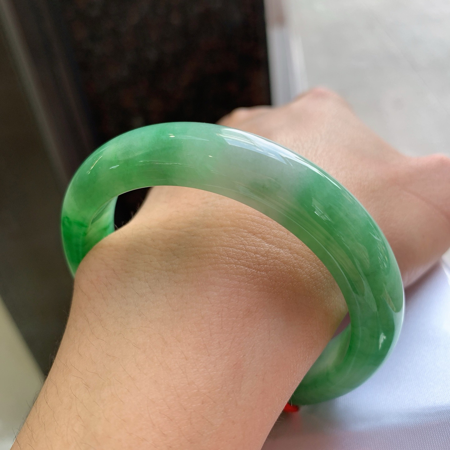 正圈飘绿 无瑕 尺寸：58.6/13/9 色辣