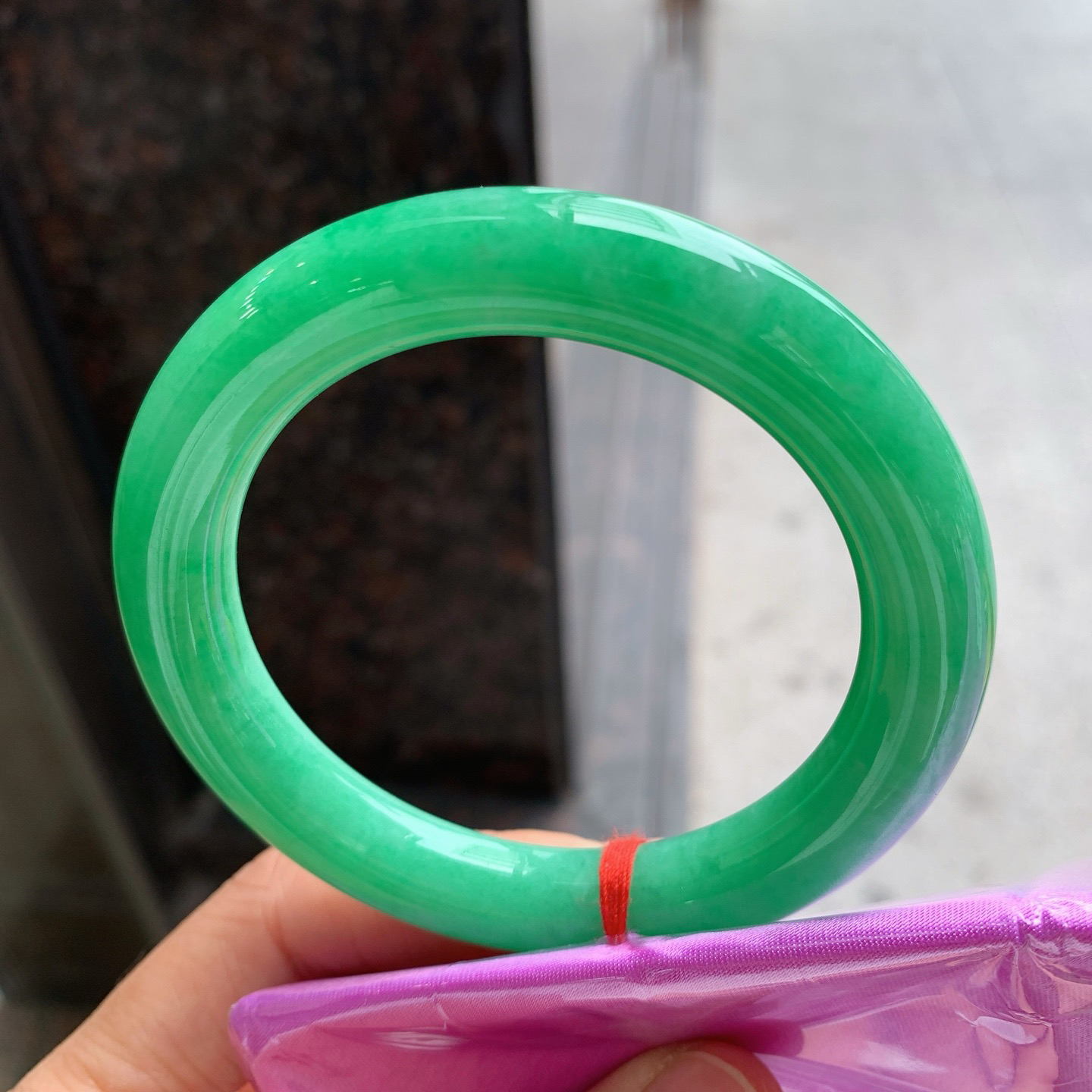 圆条满色 无瑕 尺寸：56.3/11/10.7 色阳