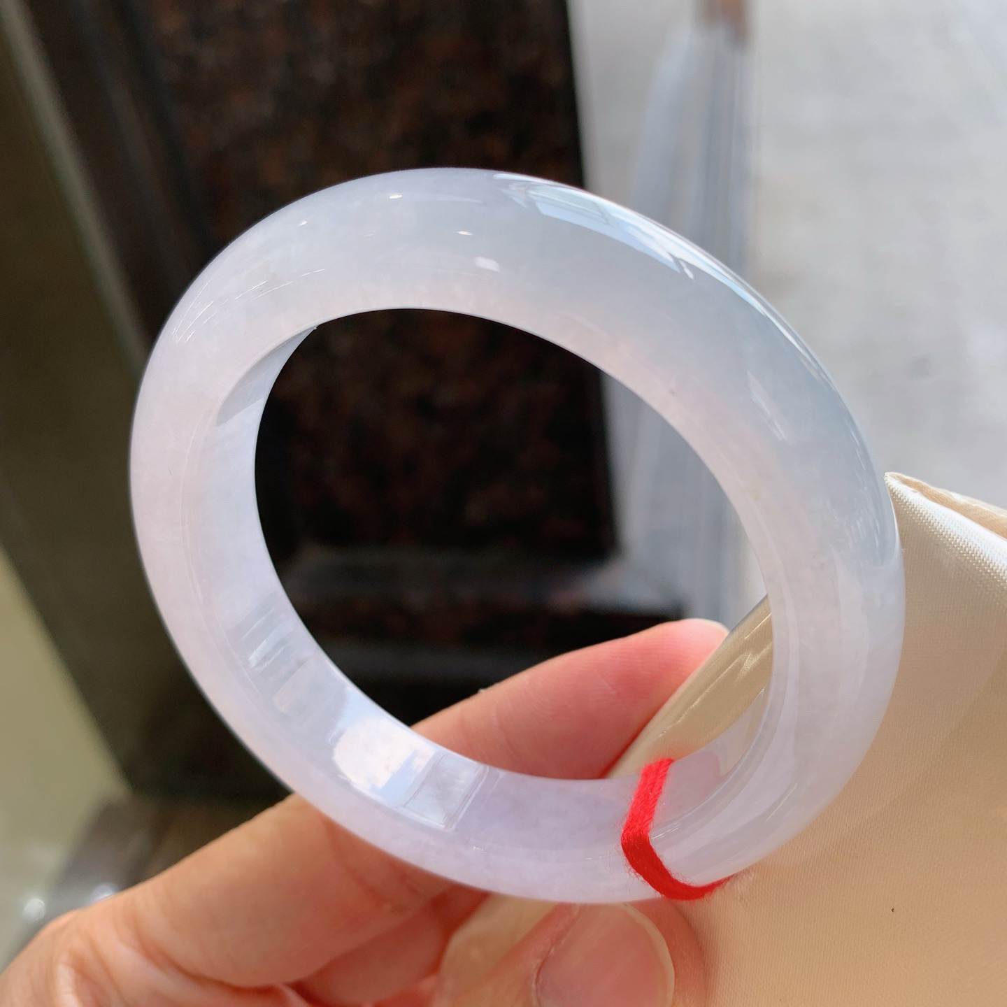 正圈冰镯 无瑕 尺寸：54.8/12/9.3  冰润