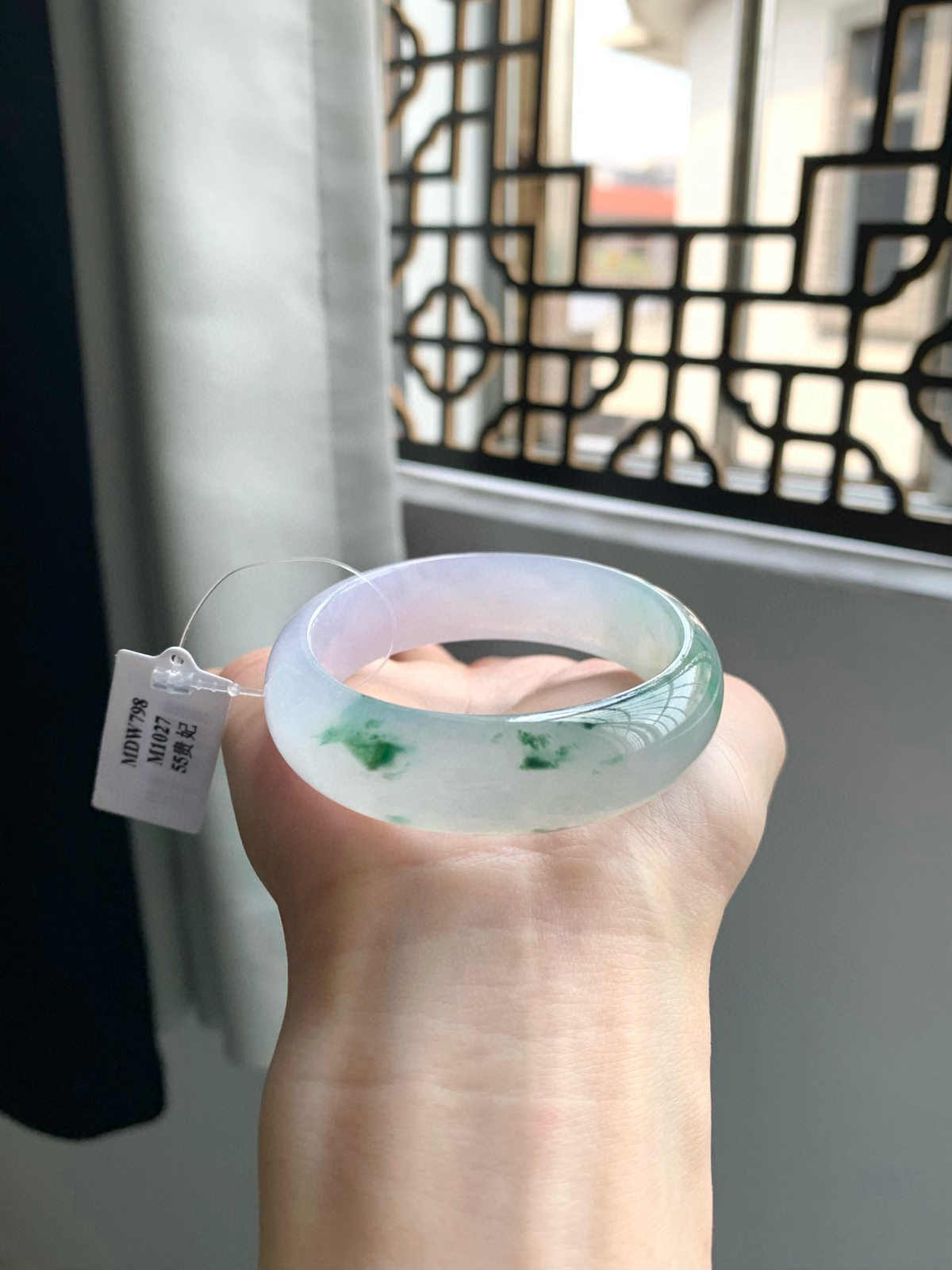 贵妇54.7冰紫底宽版贵妃飘蓝绿花手镯，正圈53-52可佩戴