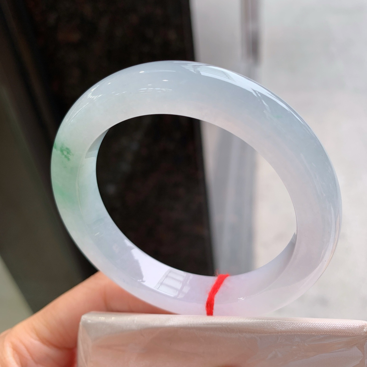 正圈冰飘花 无瑕 尺寸：54/10.7/9.5  清爽