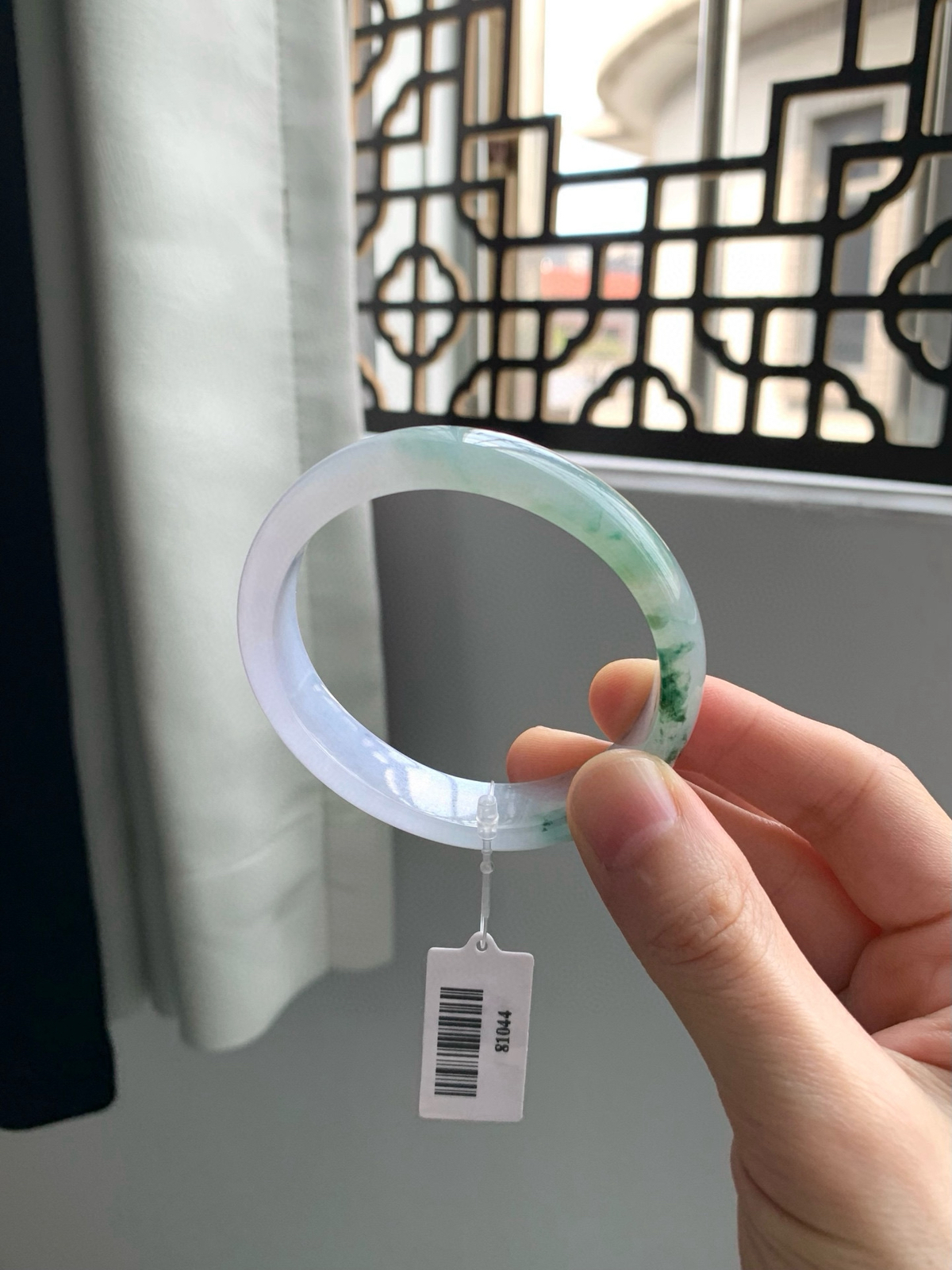 贵妇54.7冰紫底宽版贵妃飘蓝绿花手镯，正圈53-52可佩戴