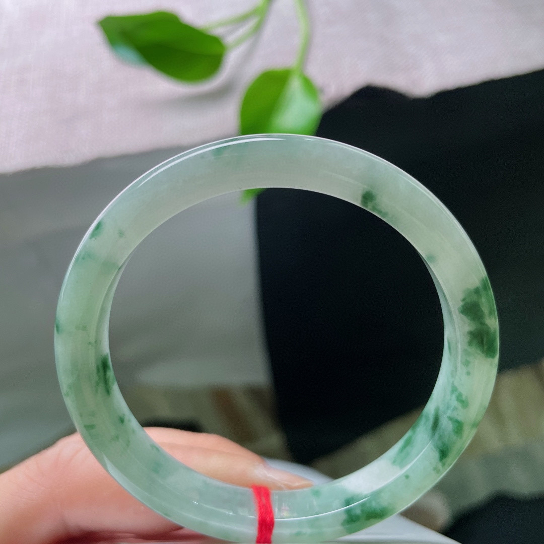 54.7/9.1/6.8飘花正圈，窄条，水润细腻，清新，繁华落尽，秀丽，贵气