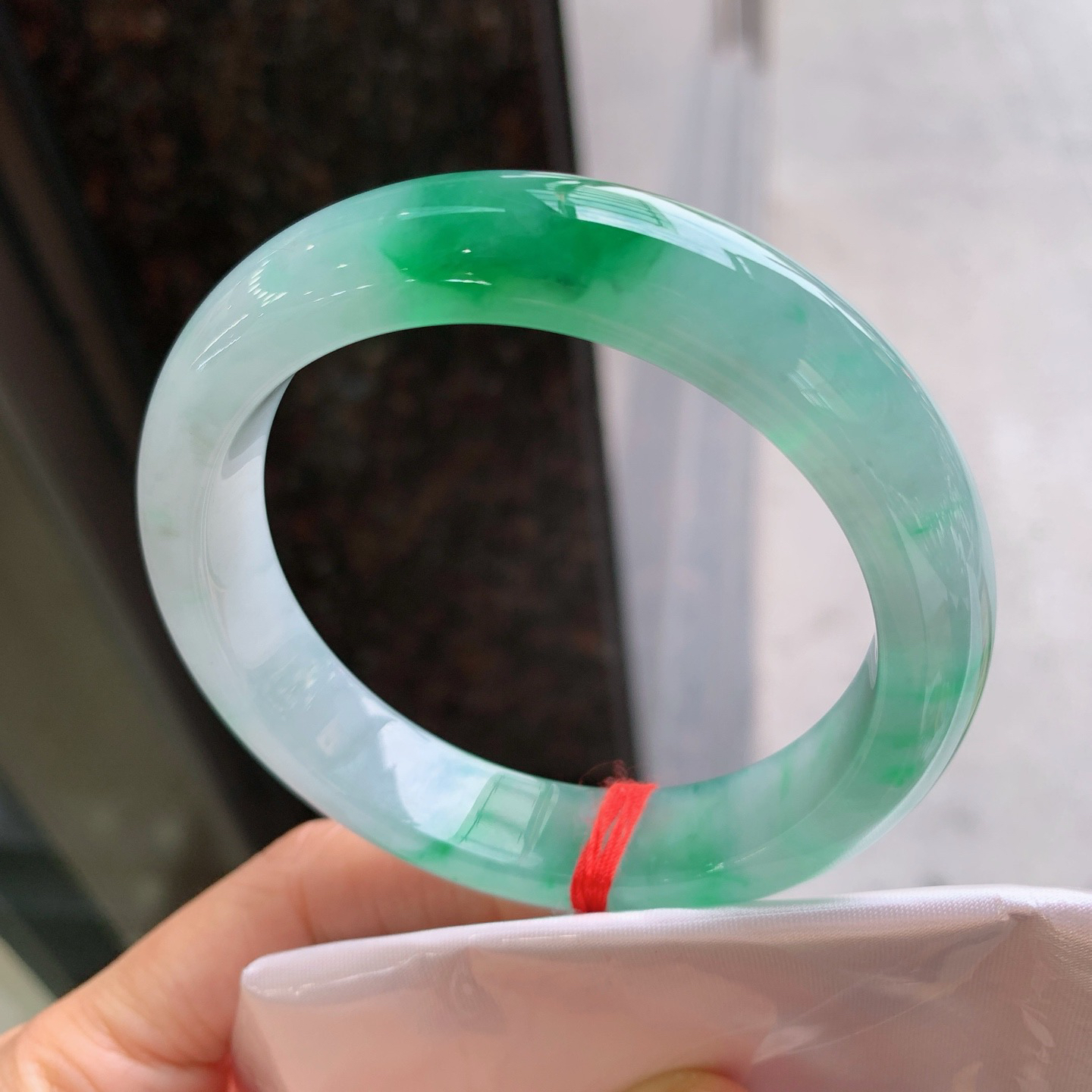 正圈冰飘绿花 无瑕 尺寸：58.6/13.2/9.1 色好