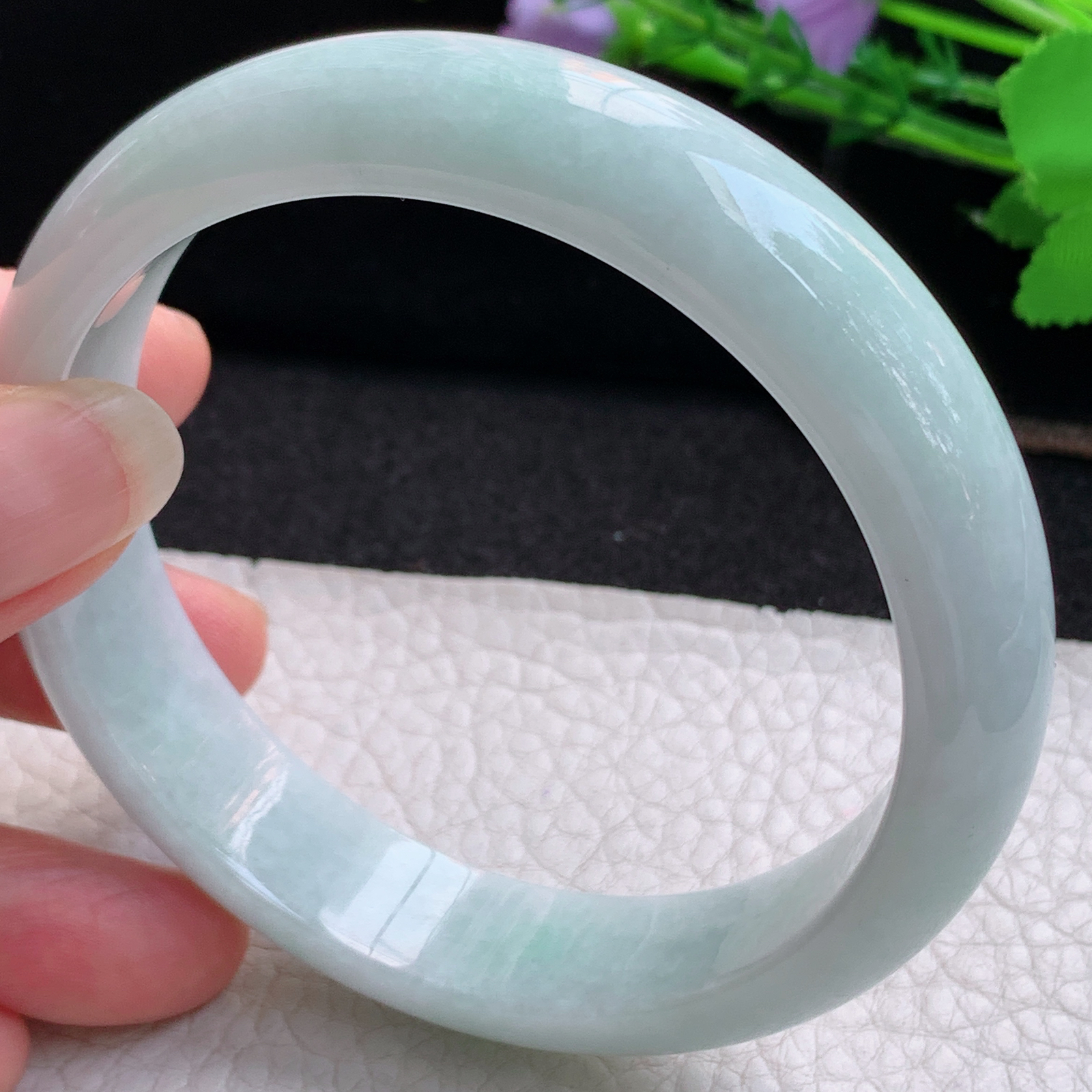 js大圈口63.5*15*8.2平安镯 天然翡翠A货玉手镯精美浅绿正圈玉手环