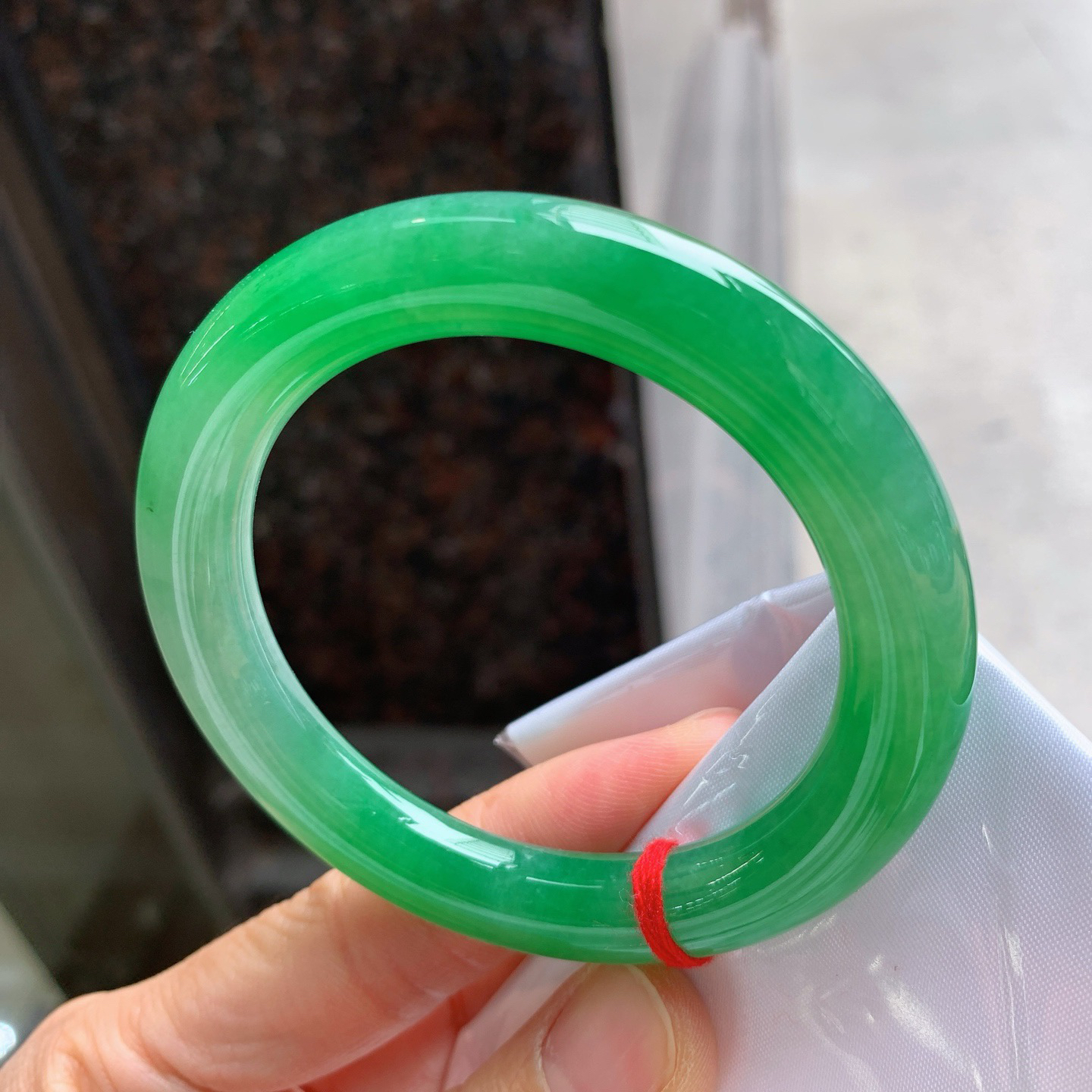 圆条满色 无瑕 尺寸：54.5/10.1/10.4 色辣