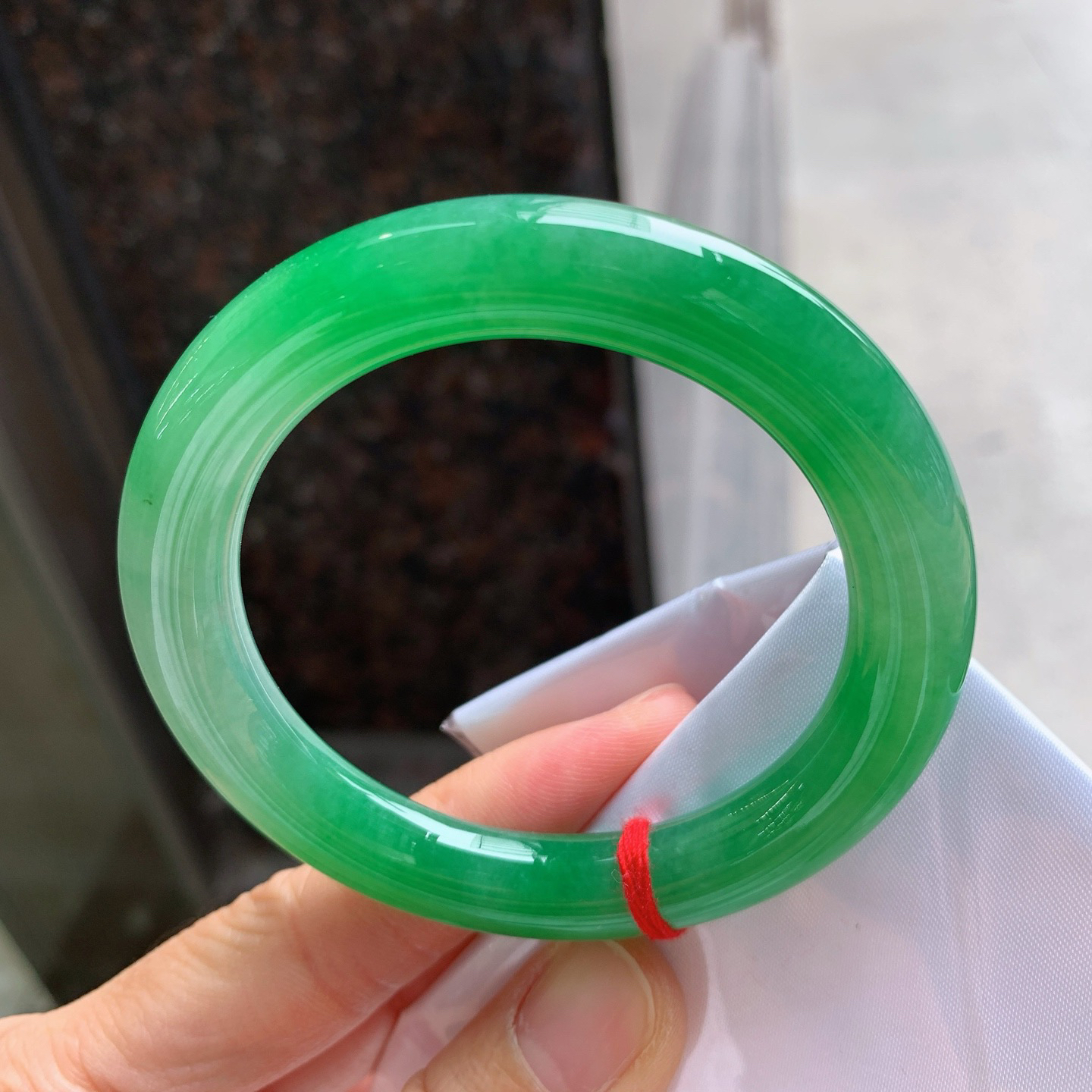 圆条满色 无瑕 尺寸：54.5/10.1/10.4 色辣