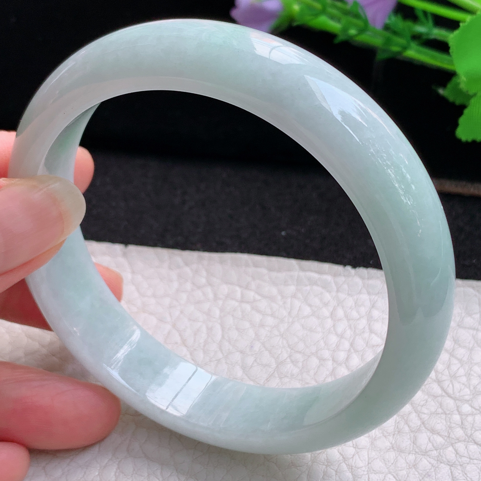 js大圈口63.5*15*8.2平安镯 天然翡翠A货玉手镯精美浅绿正圈玉手环