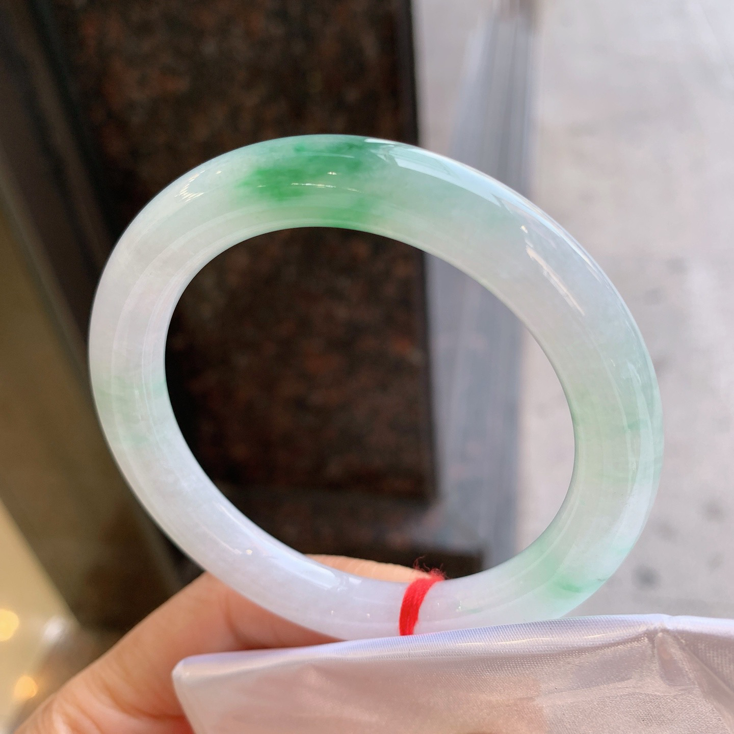 圆条飘绿 无瑕 尺寸：56/9.5 清爽