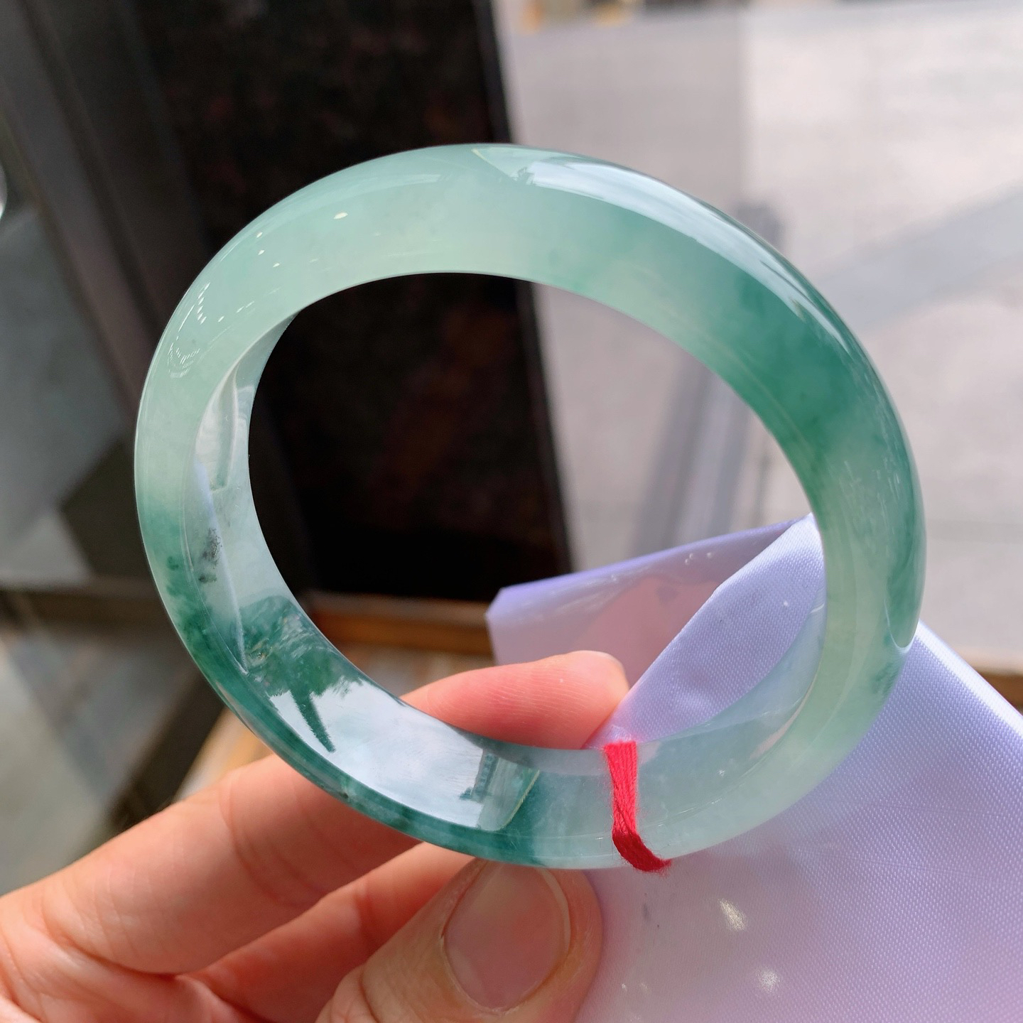 正圈冰飘花 表皮微瑕疵 尺寸：57.4/14/8  宽版