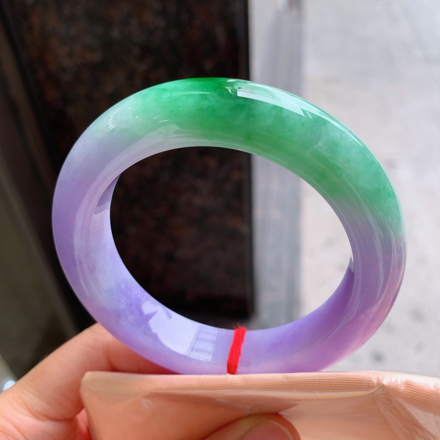 正圈春彩 无瑕 尺寸：55.4/12.5/10.2 色浓