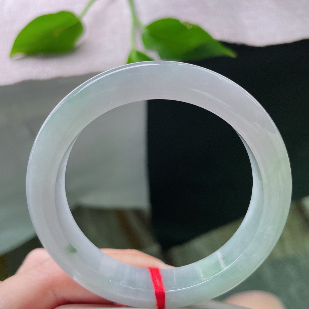 56.7/12.6/7.5。飘花手镯，有棉线