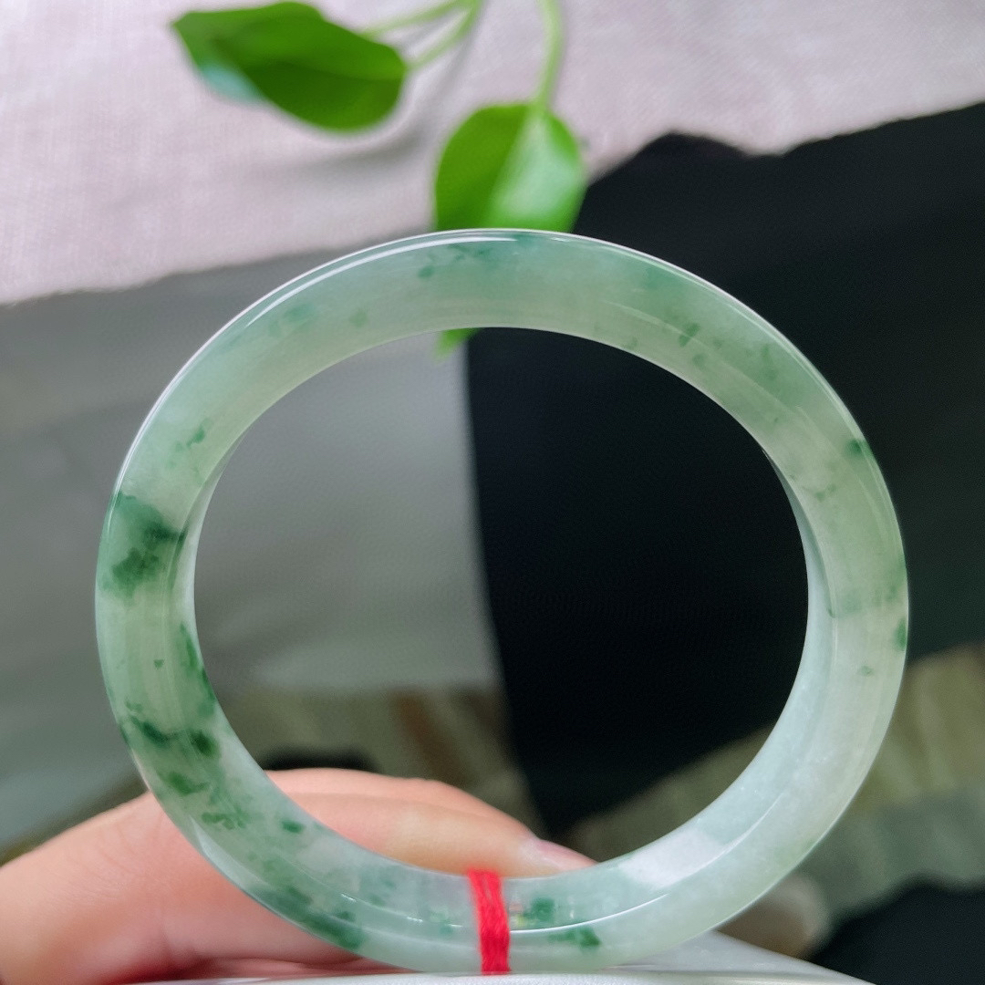 54.7/9.1/6.8飘花正圈，窄条，水润细腻，清新，繁华落尽，秀丽，贵气