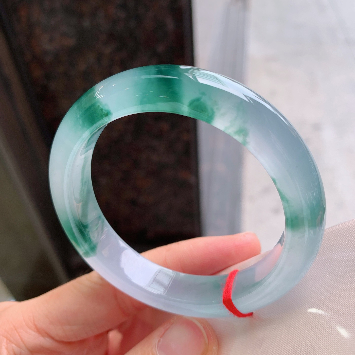 2#正圈高冰飘花 无瑕 尺寸：55/11.7/8.7 ！起荧光