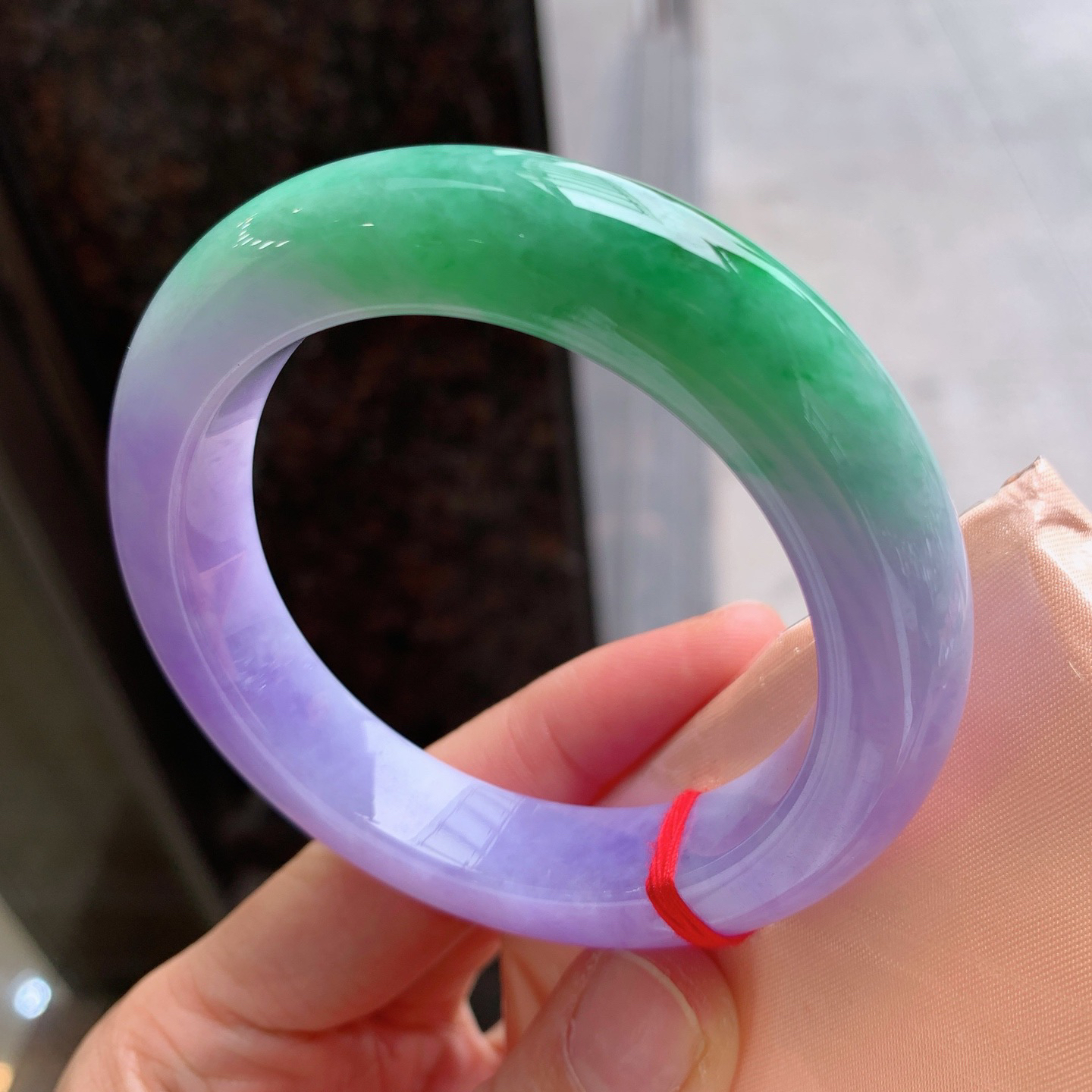 正圈春彩 无瑕 尺寸：55.4/12.5/10.2 色浓