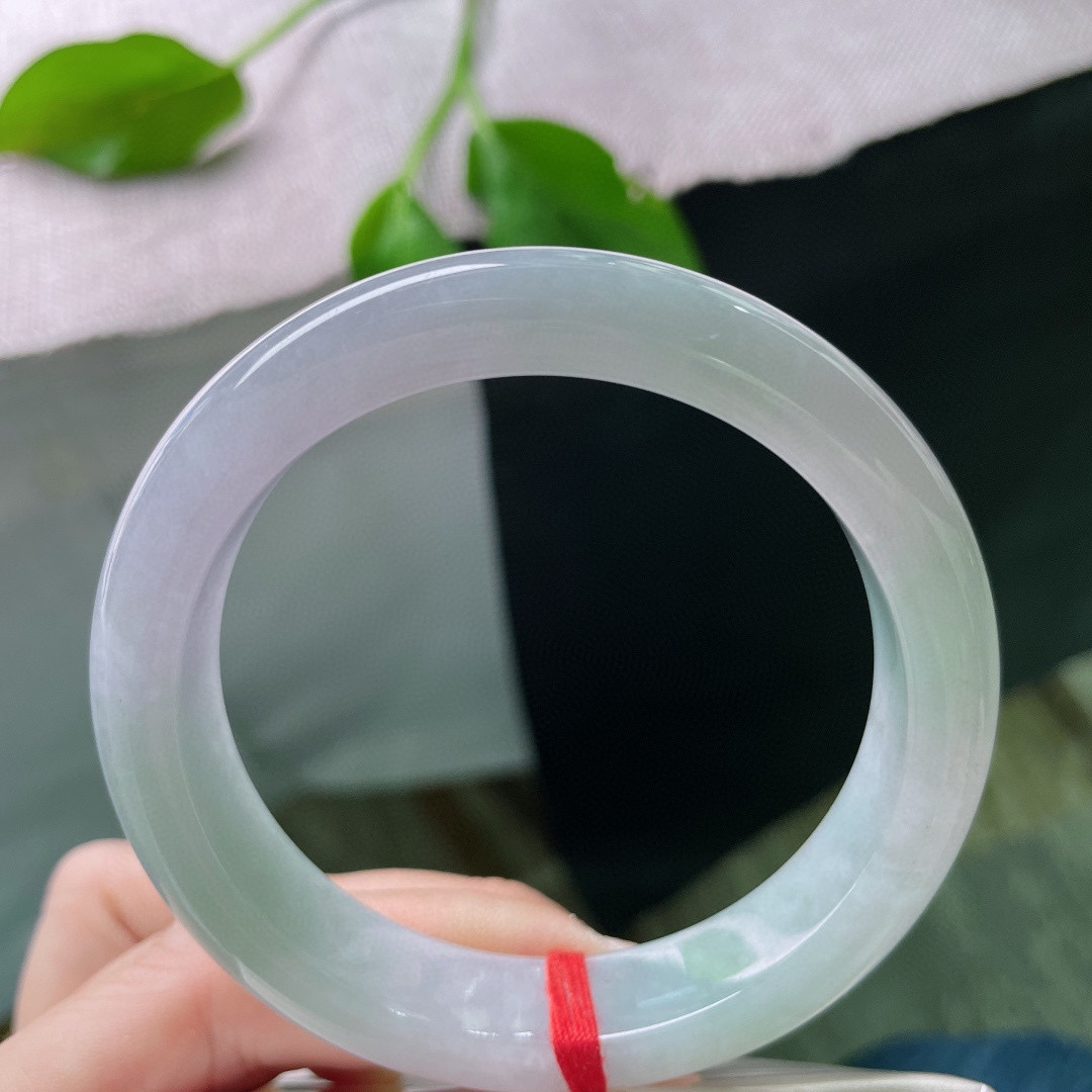 56.7/12/8.5，春彩正圈，细糯为纸，双色为画，每一圈转动都是流动的江南烟雨