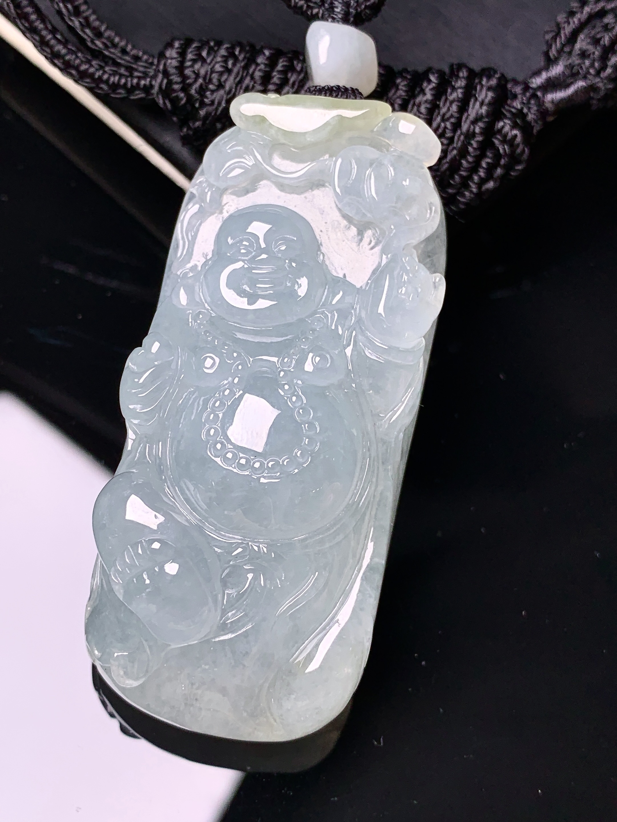 冰种逍遥佛公吊坠 玉质细腻 色泽艳丽清新 水润亮眼 整体尺寸55.8*24.8*14L1