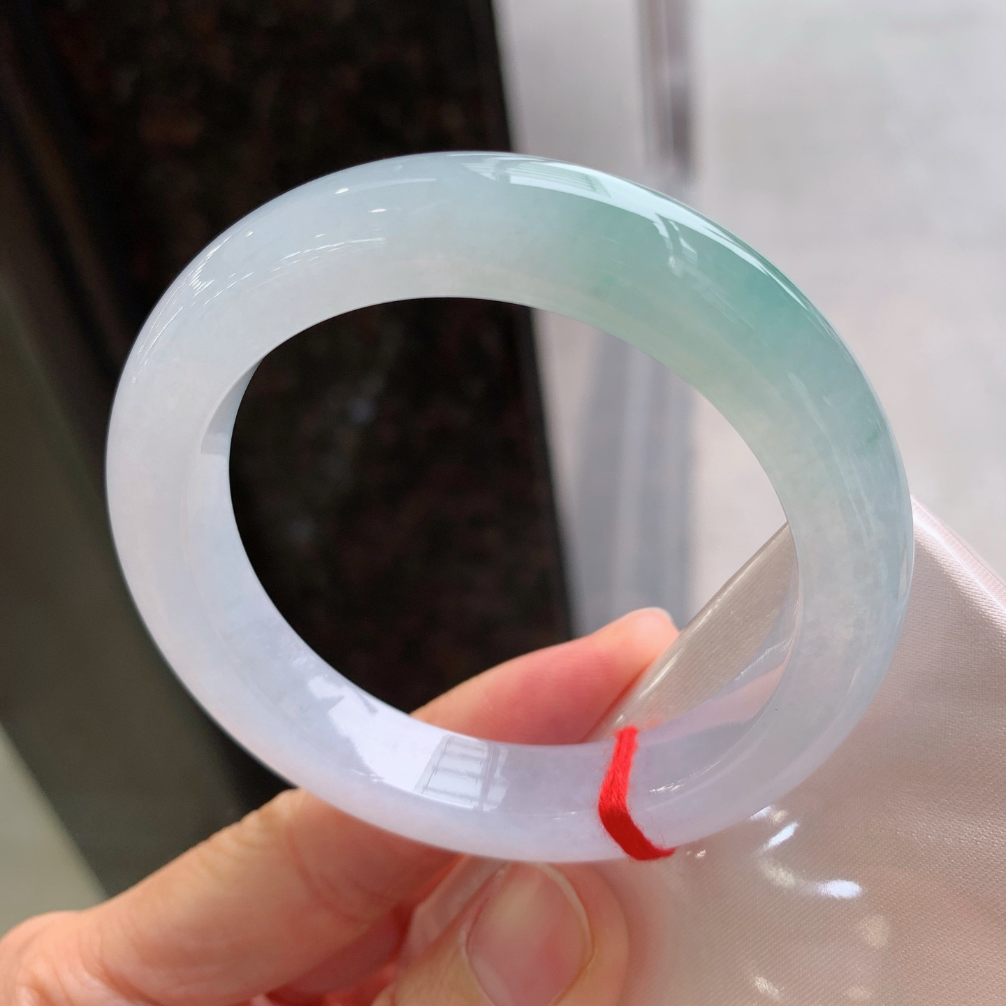 正圈冰飘花 无瑕 尺寸：54/10.7/9.5  清爽