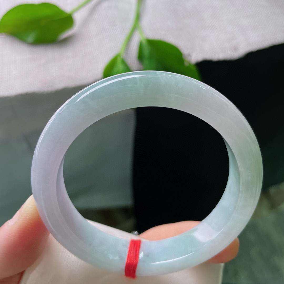 56.7/12/8.5，春彩正圈，细糯为纸，双色为画，每一圈转动都是流动的江南烟雨