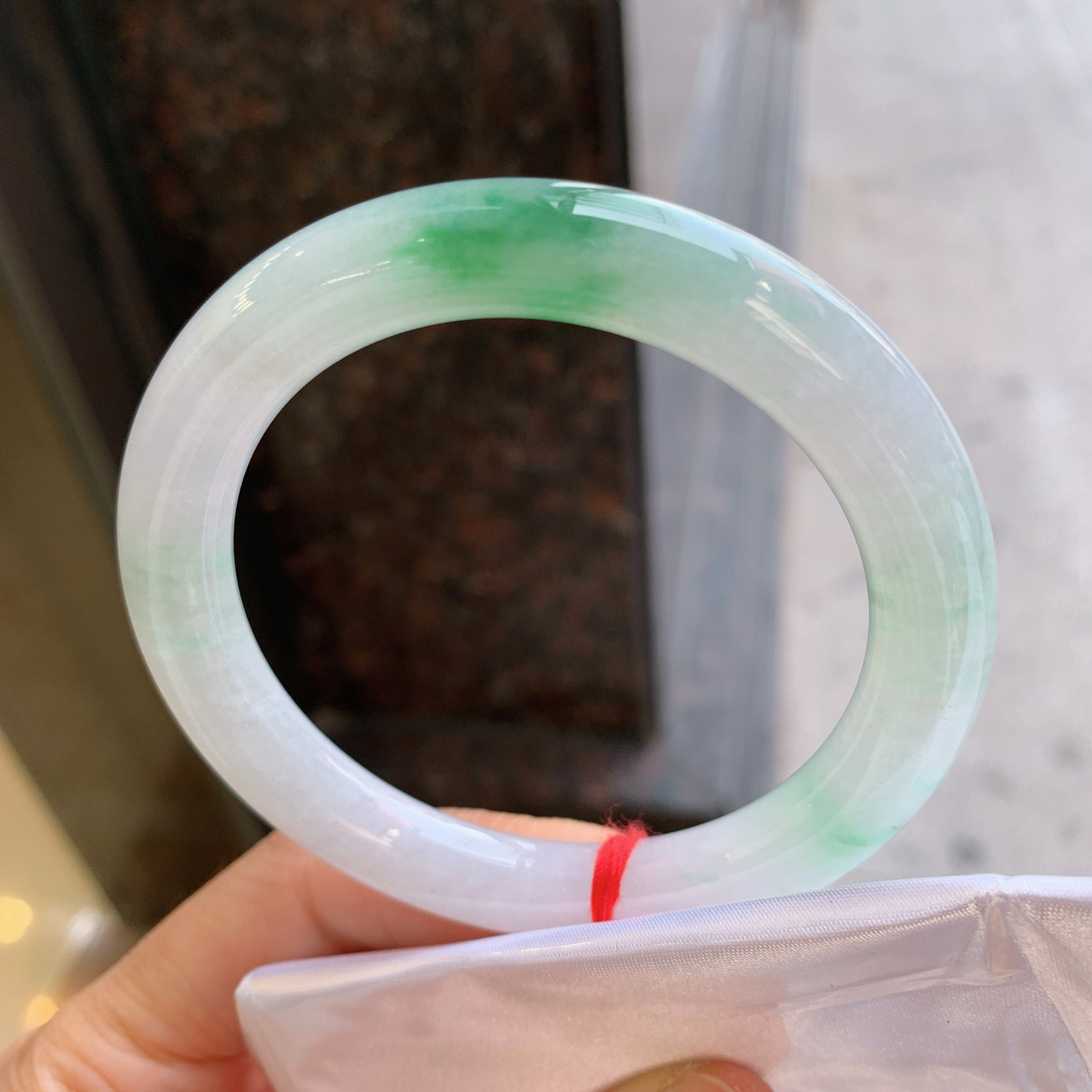 圆条飘绿 无瑕 尺寸：56/9.5 清爽