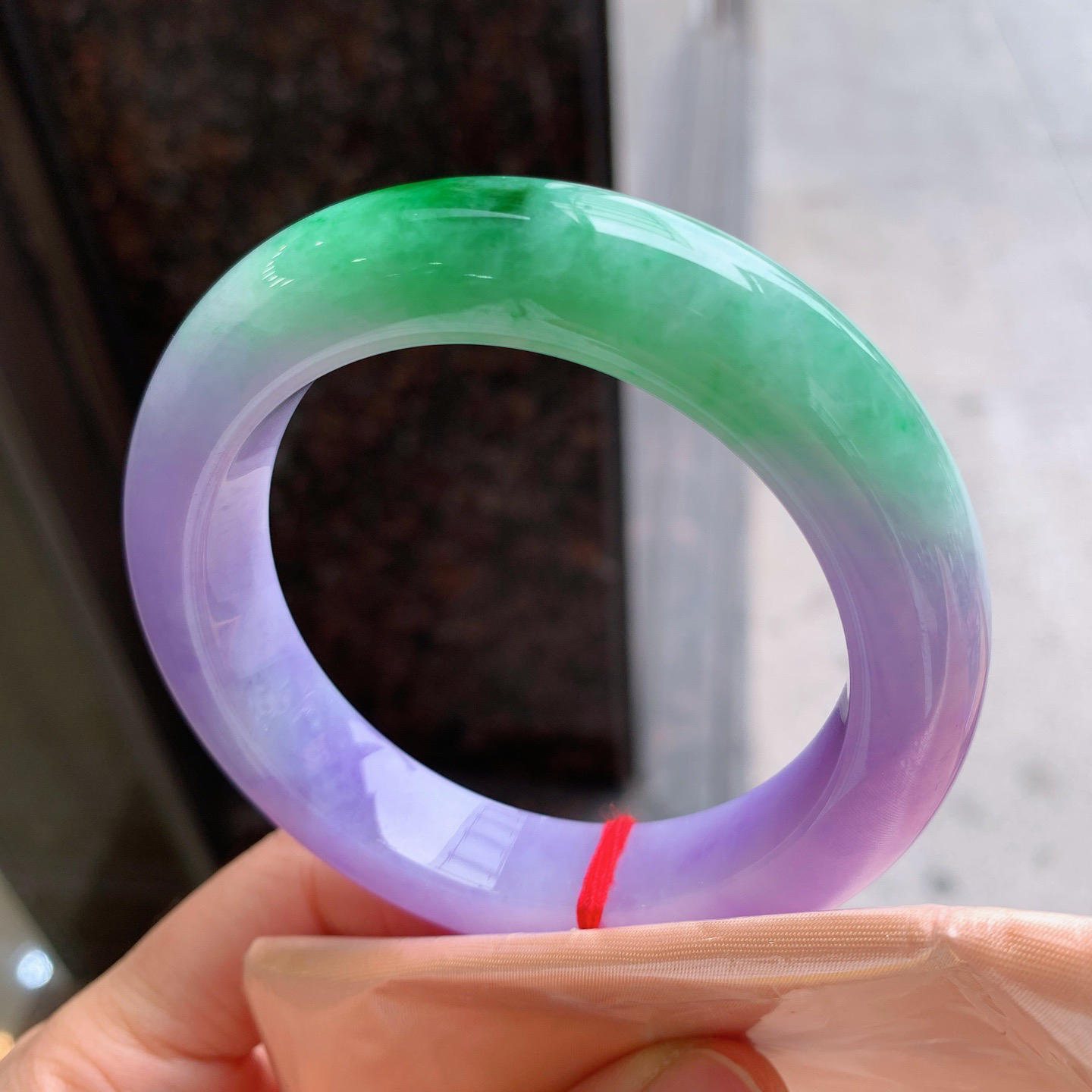 正圈春彩 无瑕 尺寸：55.4/12.5/10.2 色浓