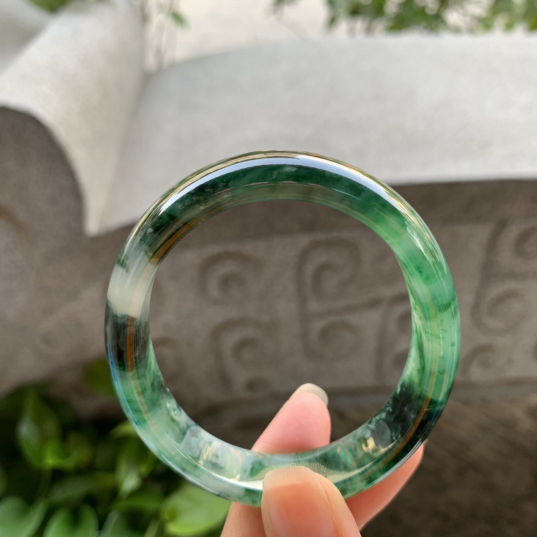 圈口54.6-48.8-12.8-6.7 【水墨画飘绿贵妃手镯】贵妃54 55可戴