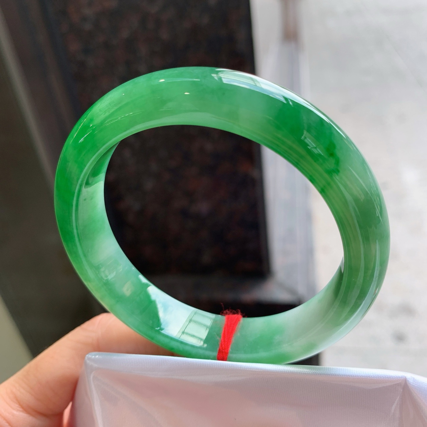 正圈飘绿 无瑕 尺寸：58.6/13/9 色辣