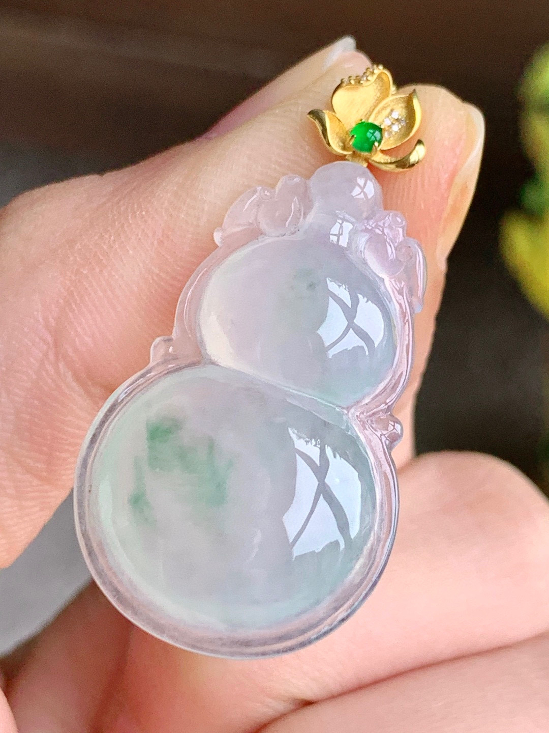 【镶嵌】冰飘花葫芦大葫芦吊坠  
【说明】缅料 18k金镶嵌 性价比高  
【整体】38.8
【裸石