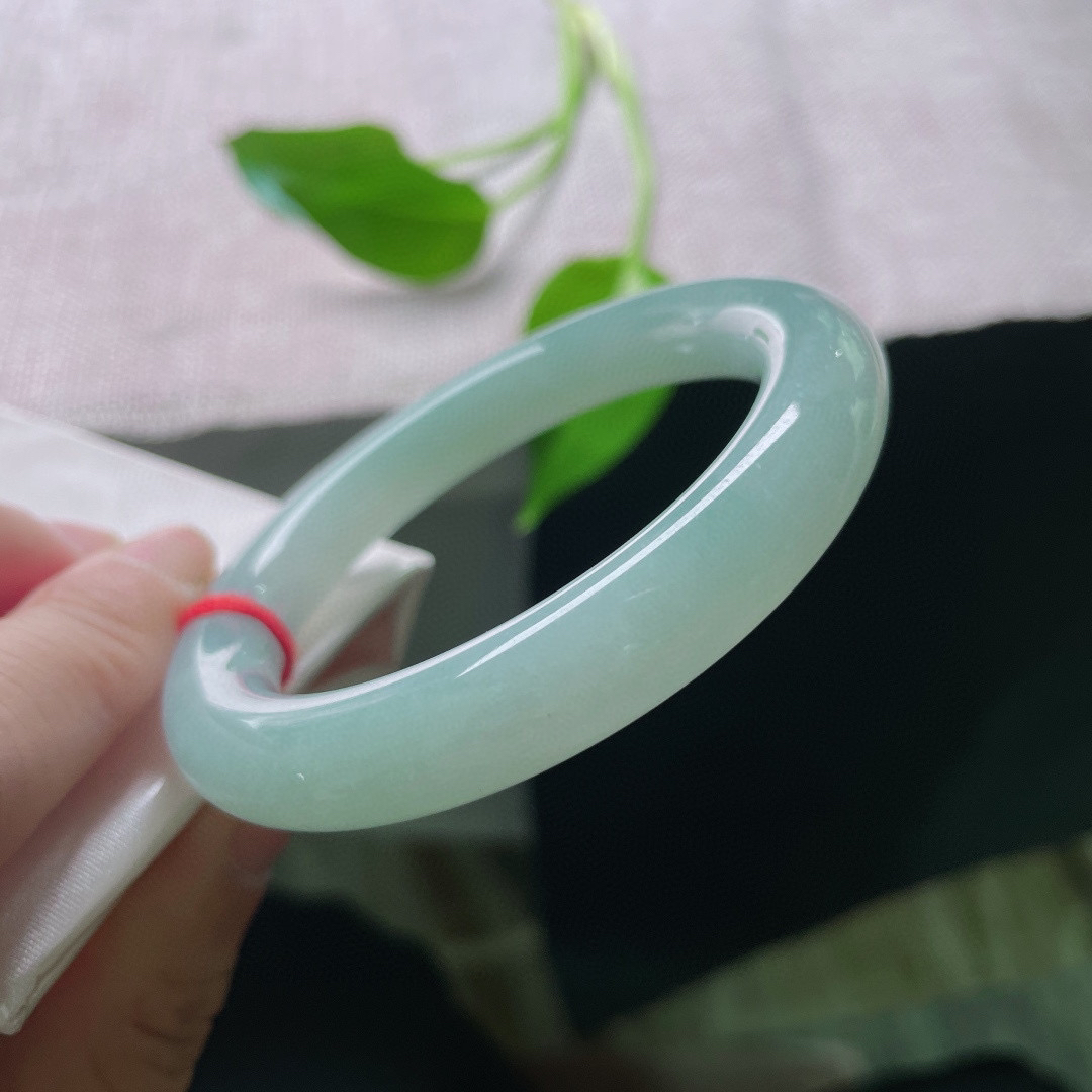 54/10.3蓝底圆条，镯似人生，圆圆满满，上手温柔雅致，指甲纹，