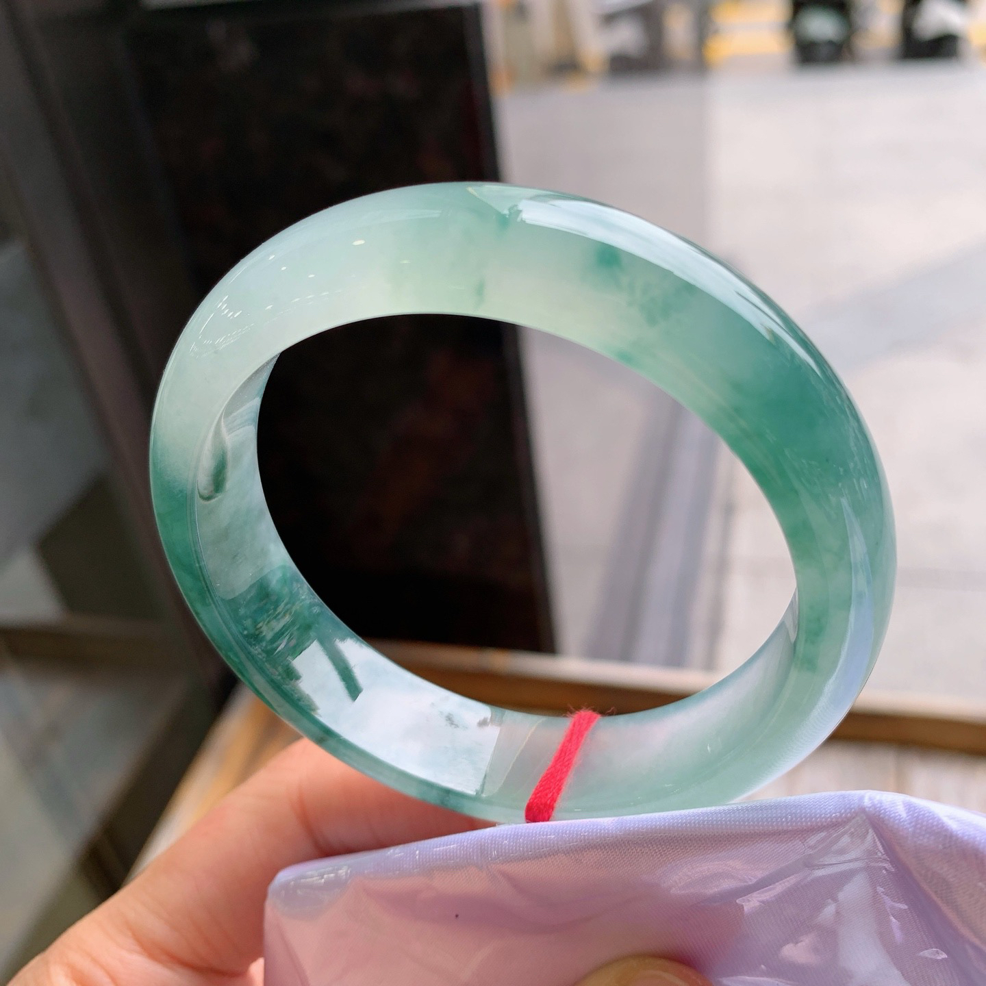 正圈冰飘花 表皮微瑕疵 尺寸：57.4/14/8  宽版