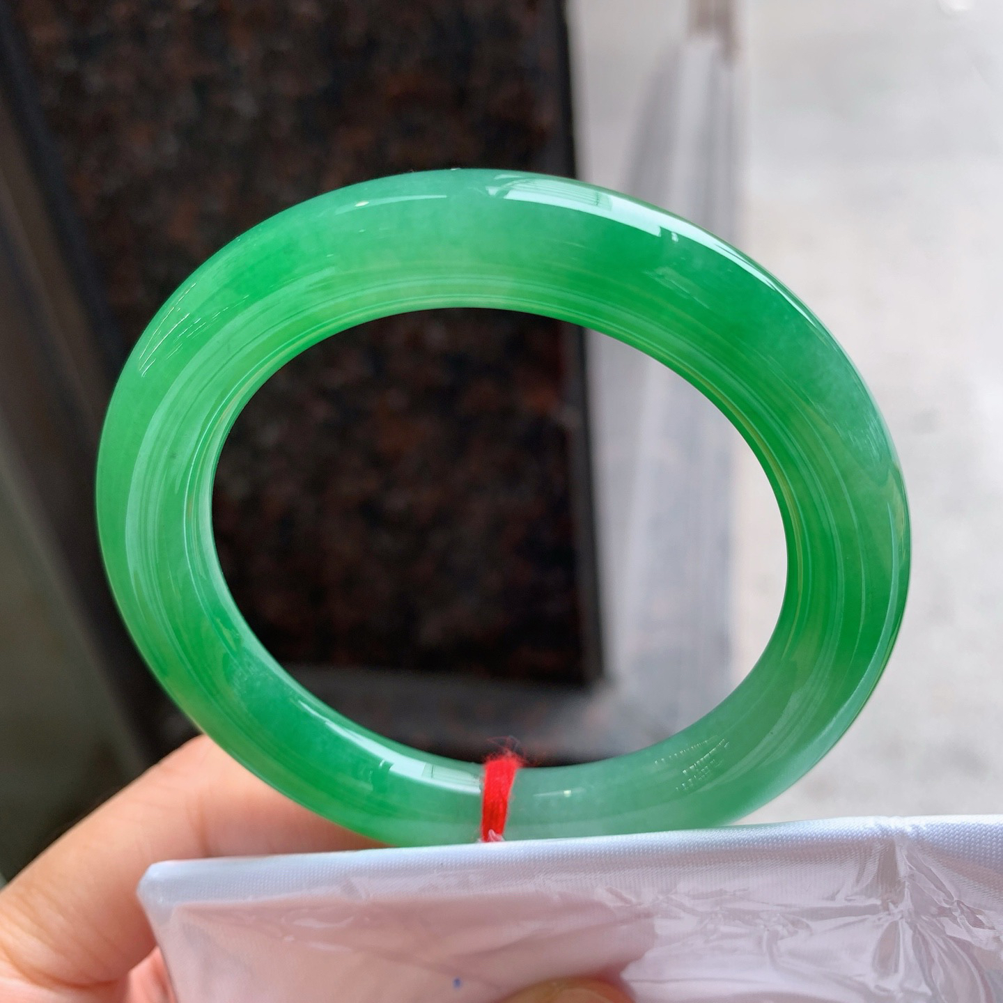 圆条满色 无瑕 尺寸：54.5/10.1/10.4 色辣