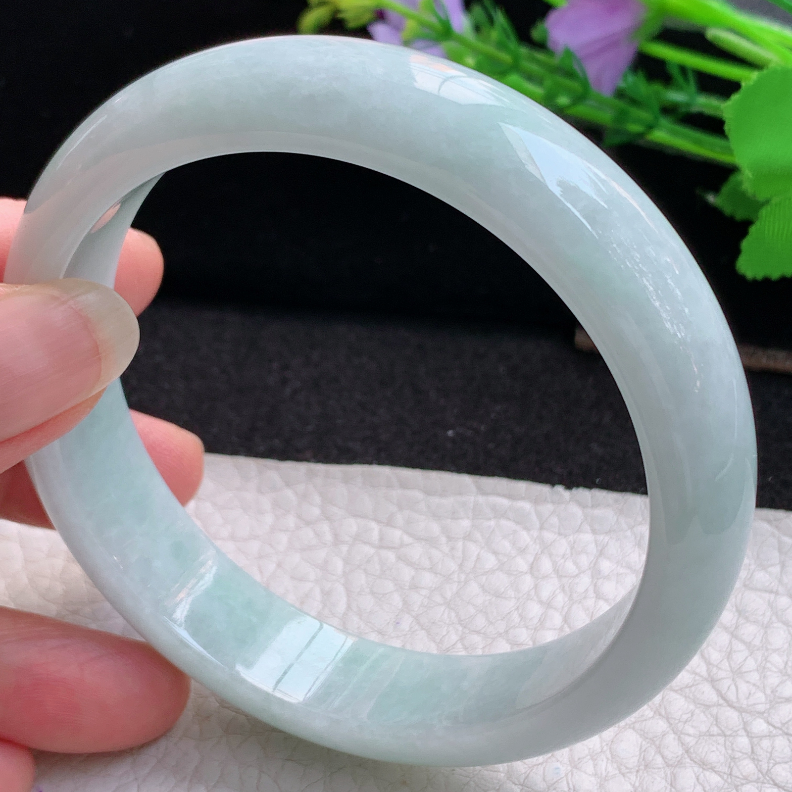 js大圈口63.5*15*8.2平安镯 天然翡翠A货玉手镯精美浅绿正圈玉手环