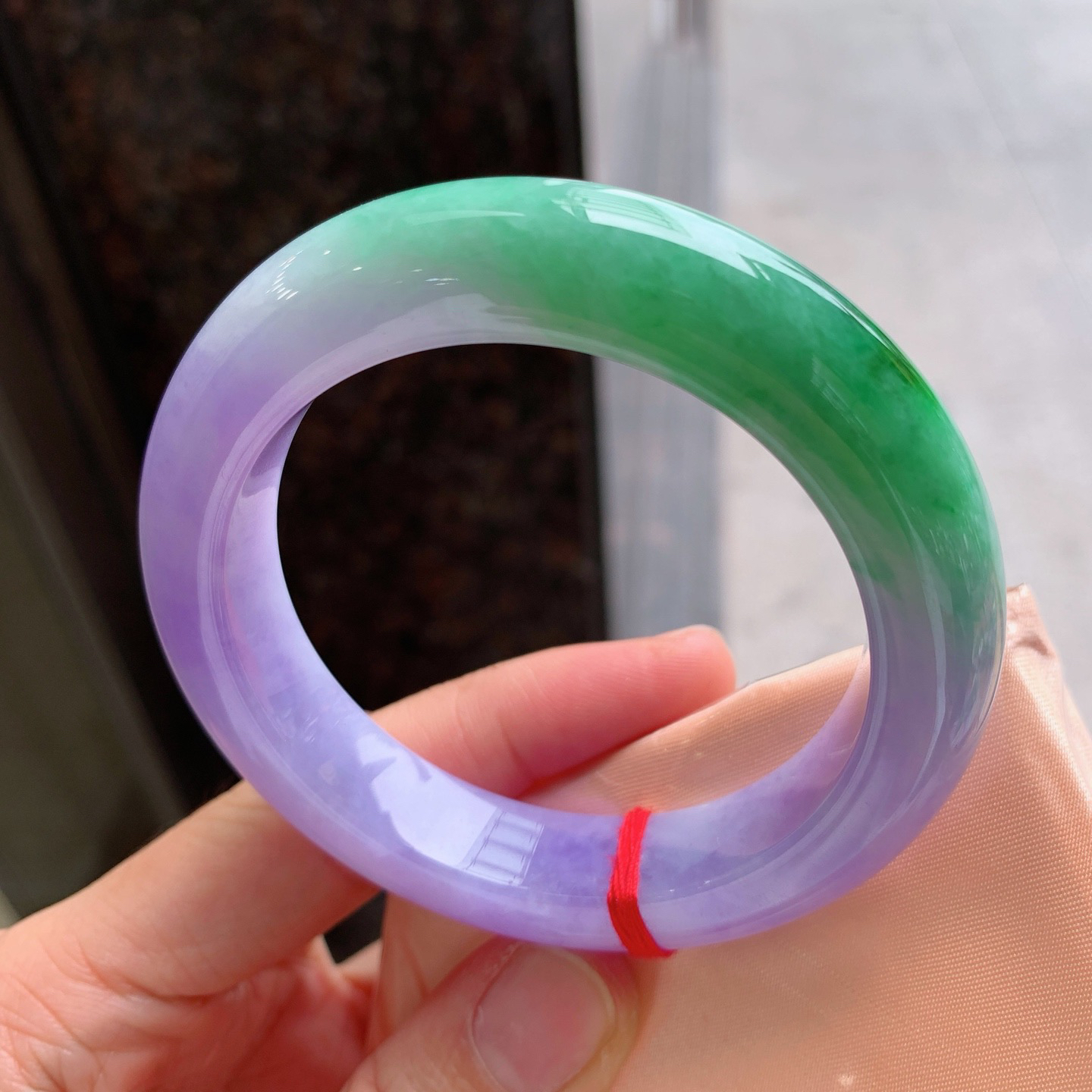 正圈春彩 无瑕 尺寸：55.4/12.5/10.2 色浓