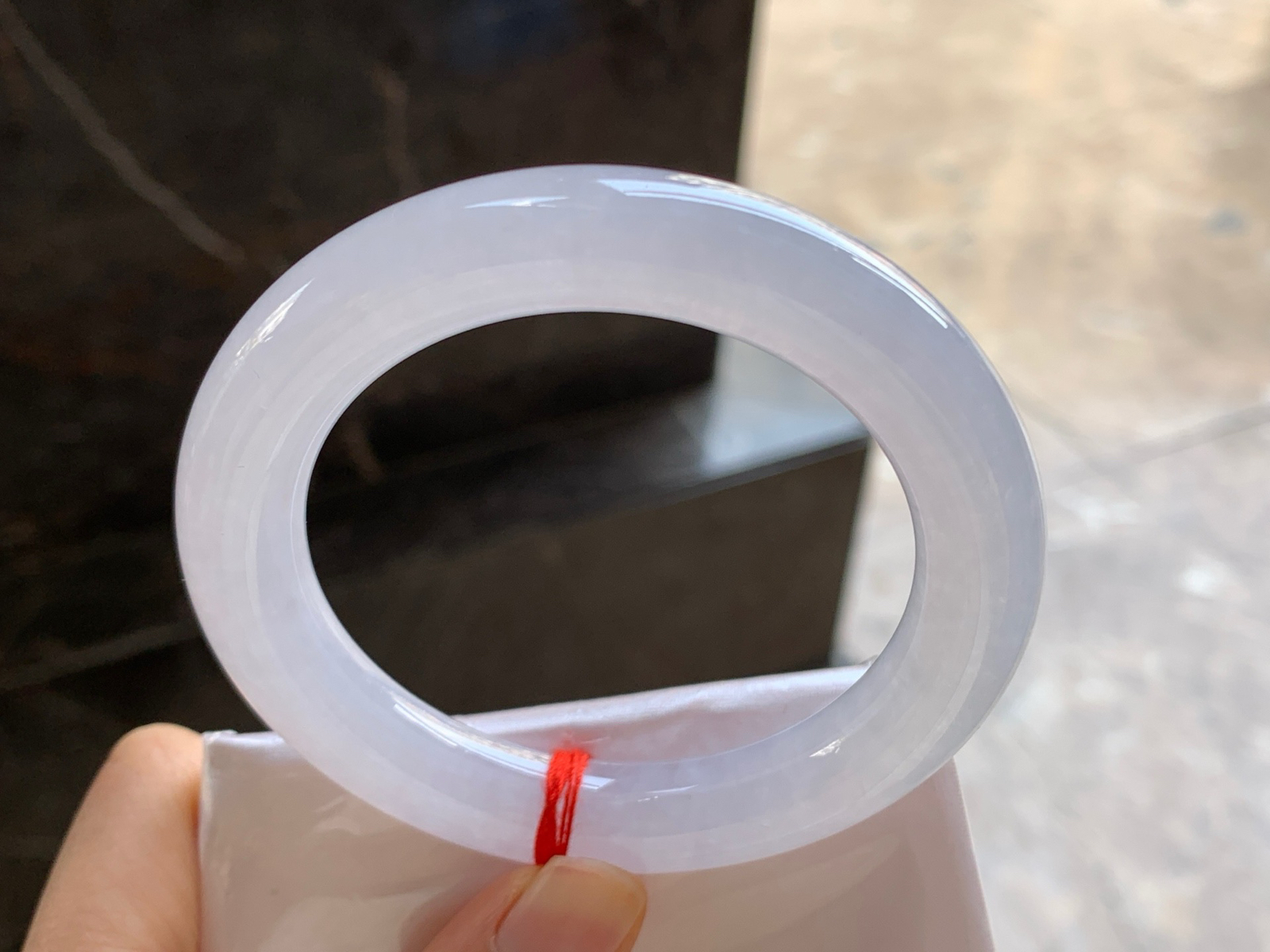 55-11

冰淡紫圆条手镯^_^冰透 清新