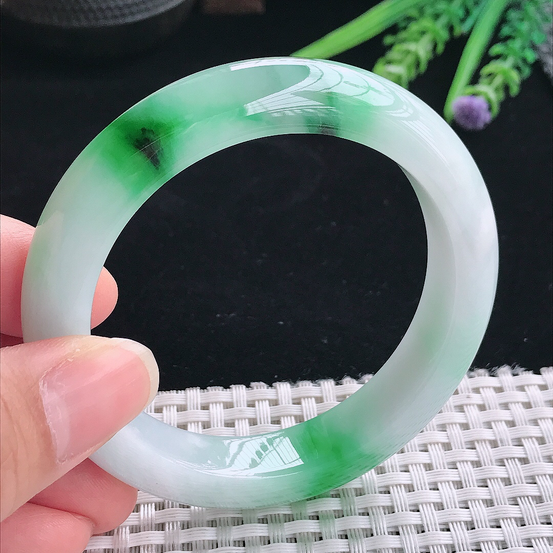 实拍A货翡翠55.3/12.3/9.5老坑精美冰润飘阳绿手镯翡翠玉镯手环