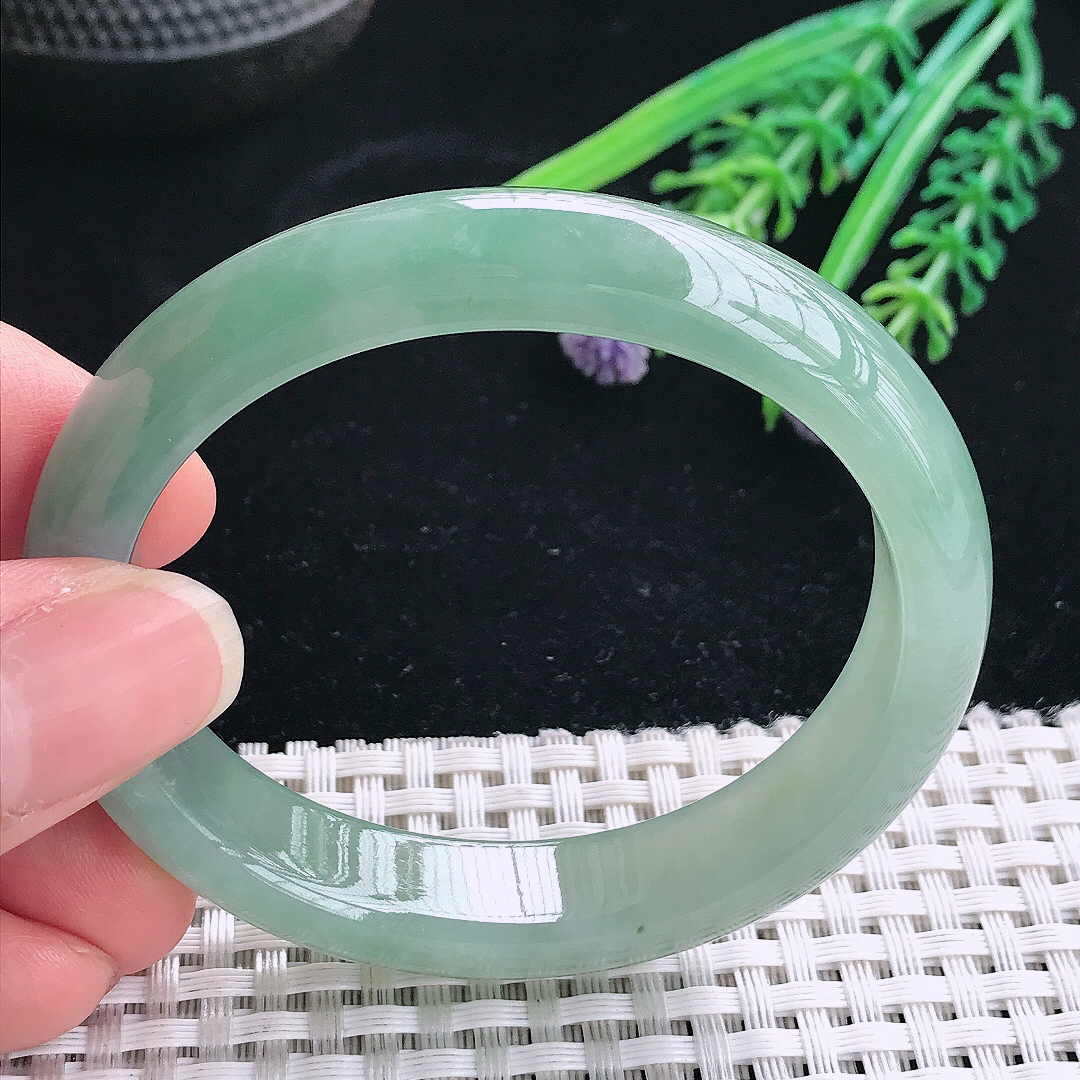 实拍A货翡翠53.5/48/12.1/7.6老坑冰润起胶满油绿贵妃手镯翡翠玉镯手环