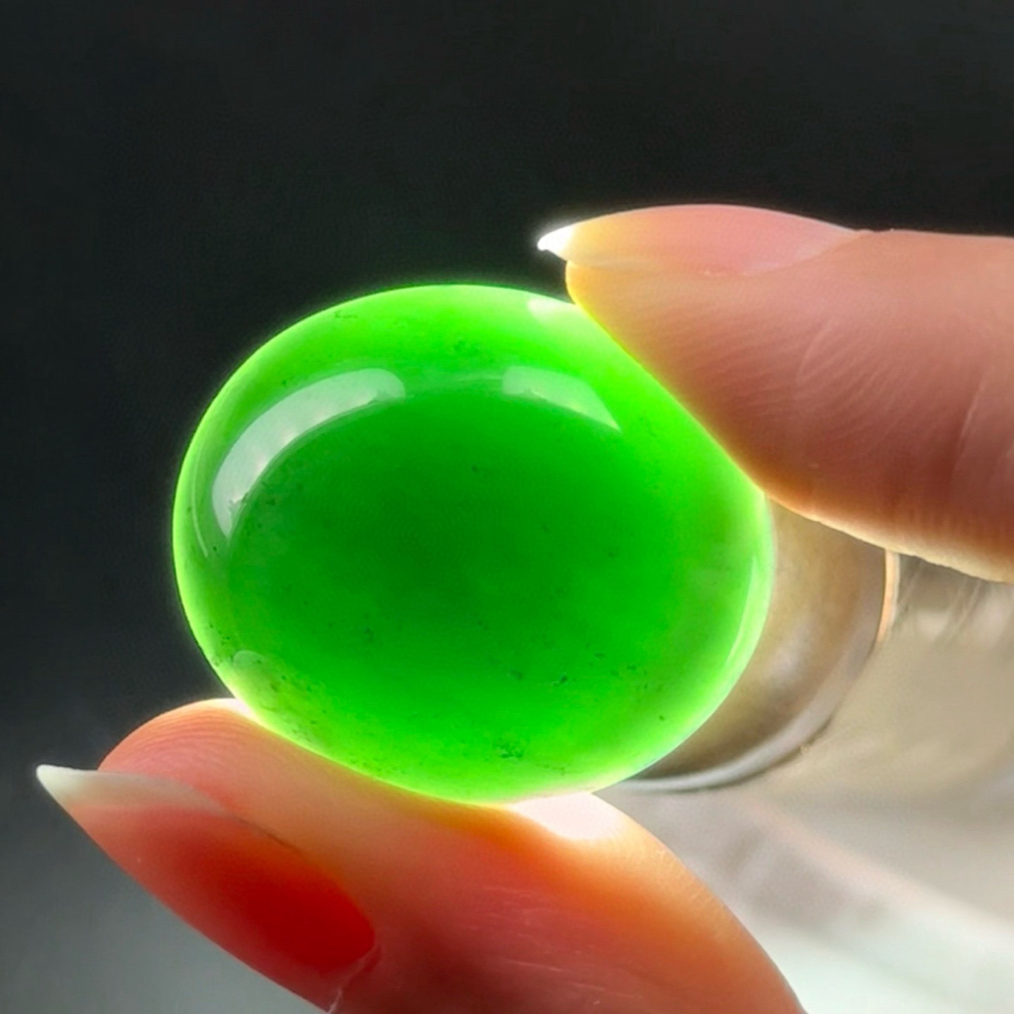 精品墨翠大蛋面 种好色正 黑度极好 打灯通透 尺寸25.4