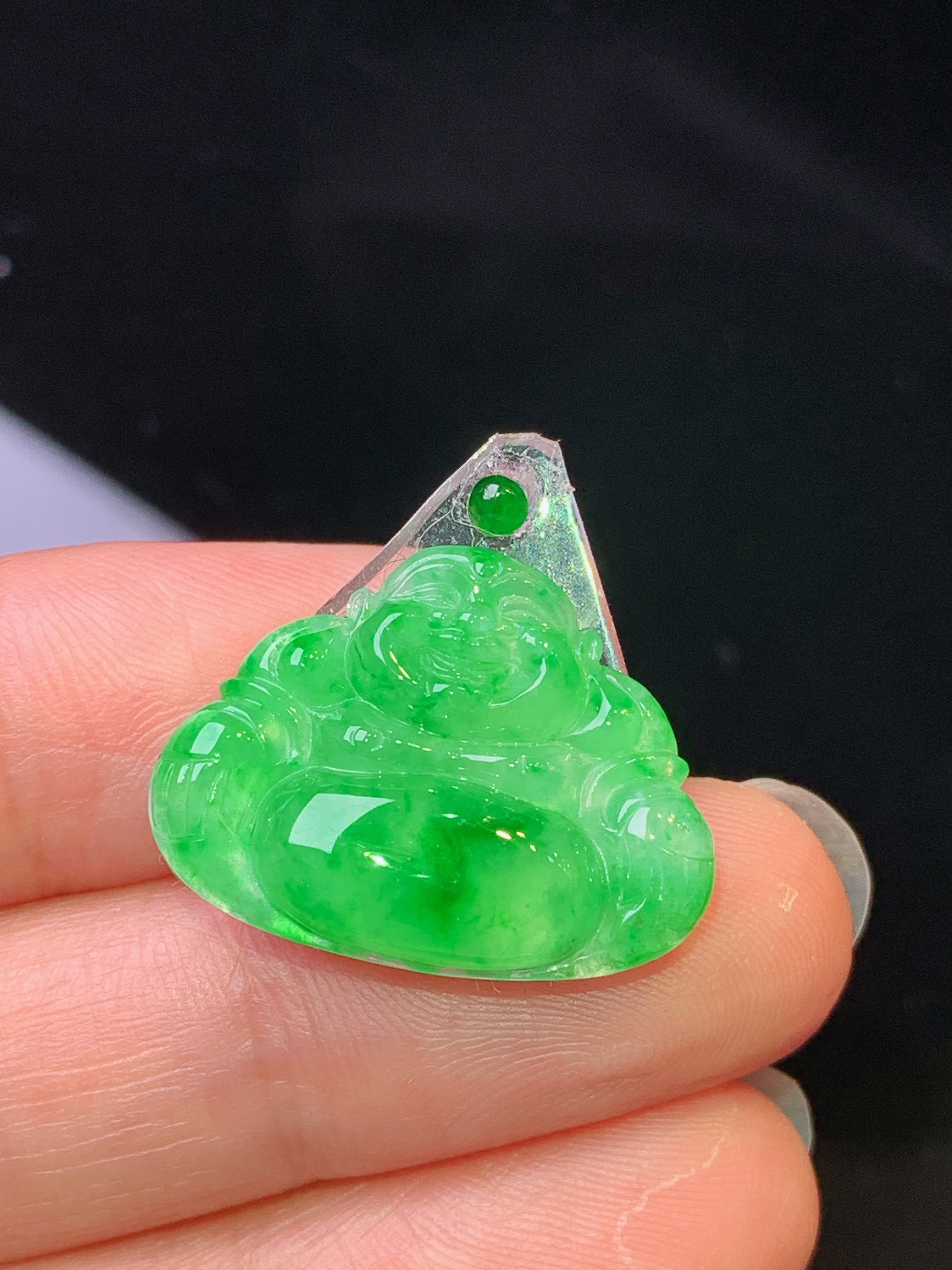 镶嵌款 翠绿佛公吊坠 玉质细腻 色泽艳丽清新 水润亮眼 整体尺寸16.8*22.2*4.2*2x
