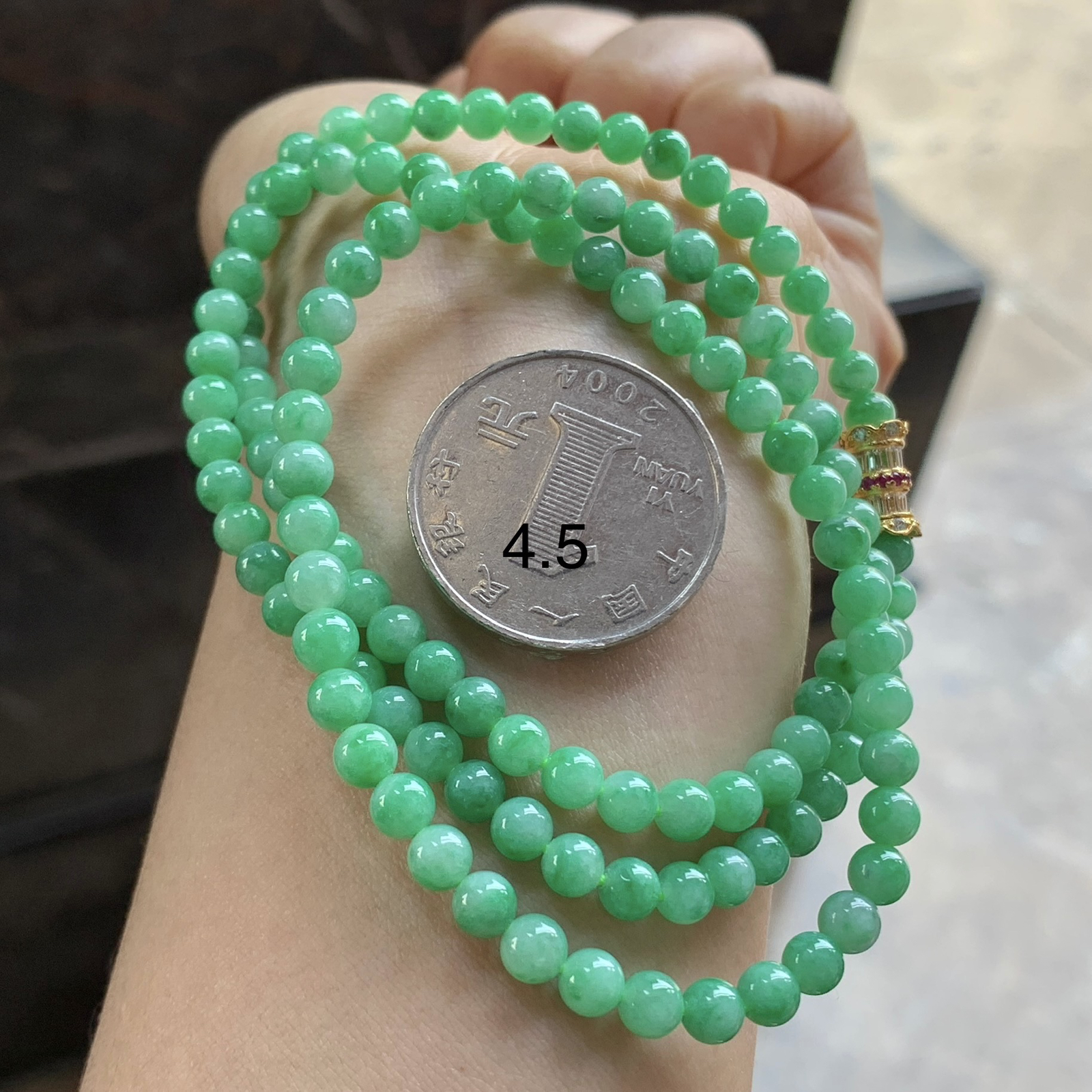 绿色珠链^_^颜色好看