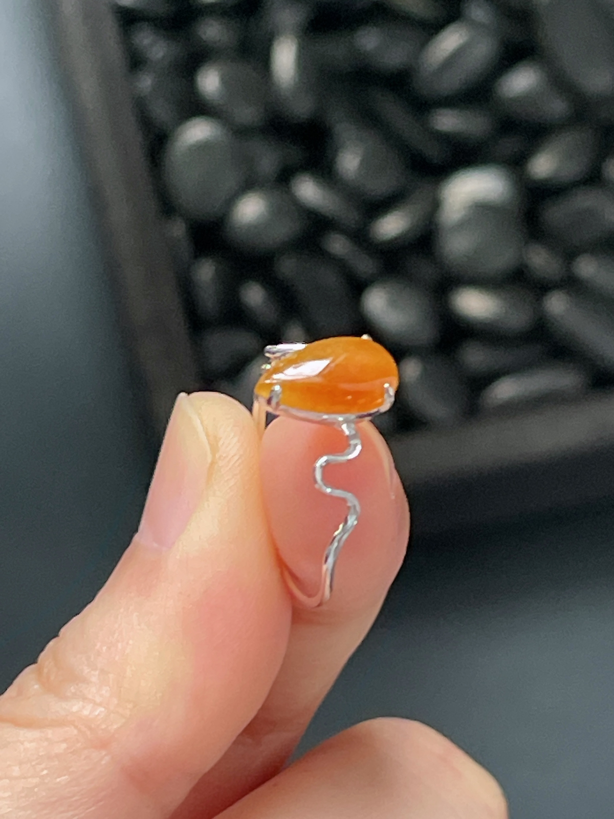 18k金黄翡水滴戒指