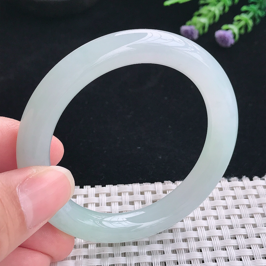 实拍A货翡翠52.2/9.5老坑冰胶果冻冰纯晴底圆条手镯翡翠玉镯手环