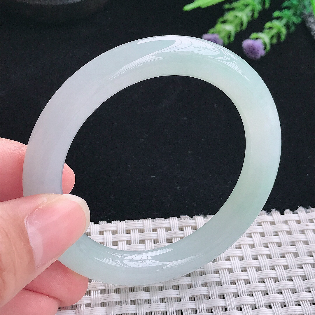 实拍A货翡翠52.2/9.5老坑冰胶果冻冰纯晴底圆条手镯翡翠玉镯手环